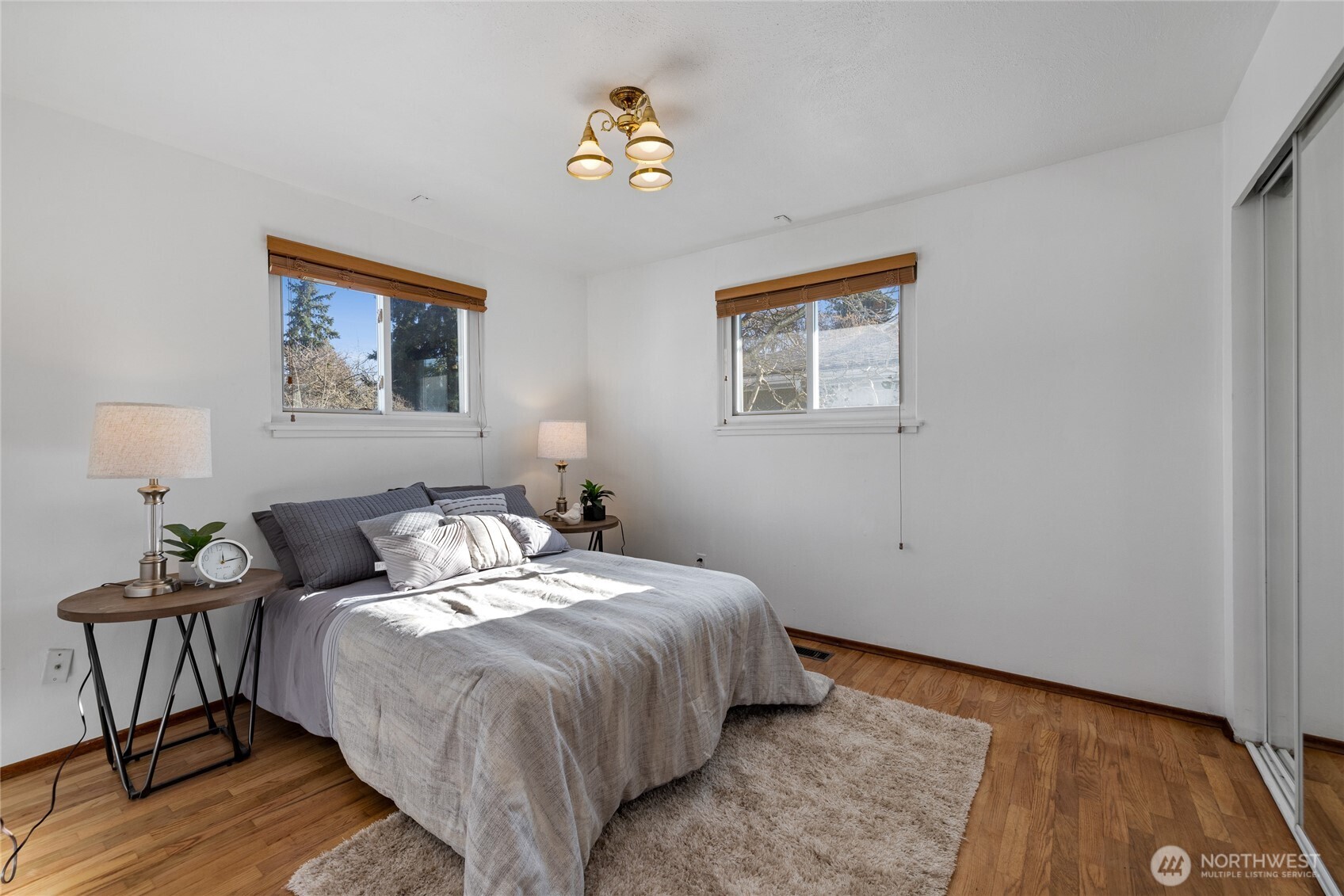 5001 S Cushman Avenue