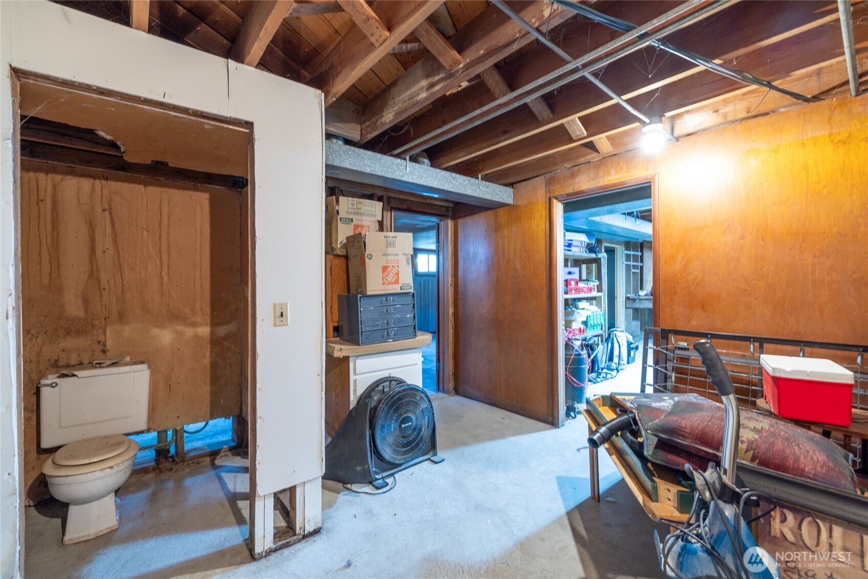 5001 S Cushman Avenue