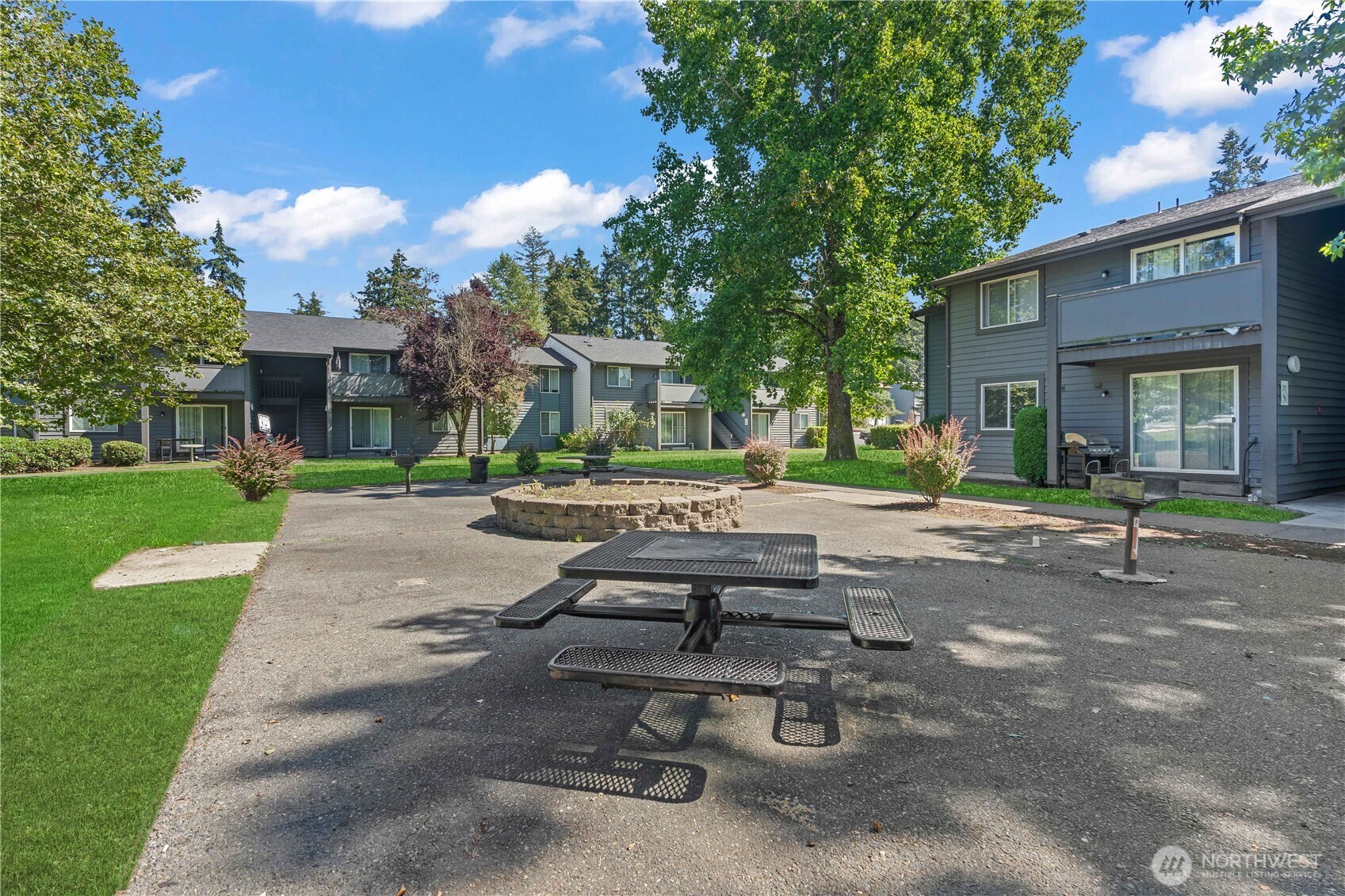 9405 S Ash Street Unit: A-D