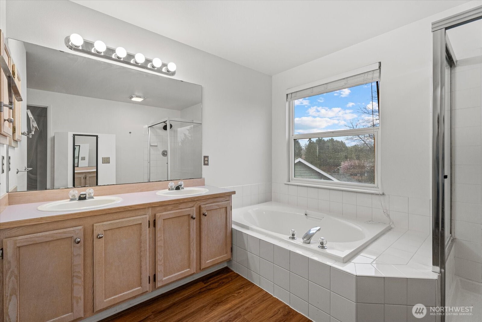 12605 225th Street E