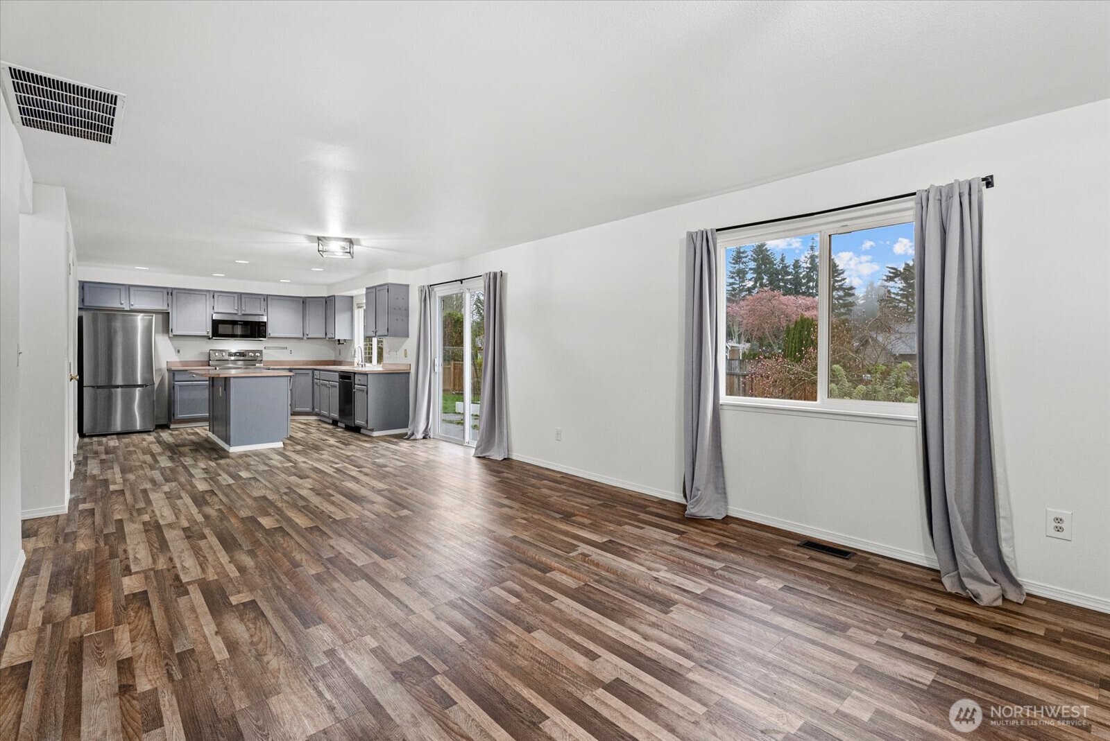 12605 225th Street E