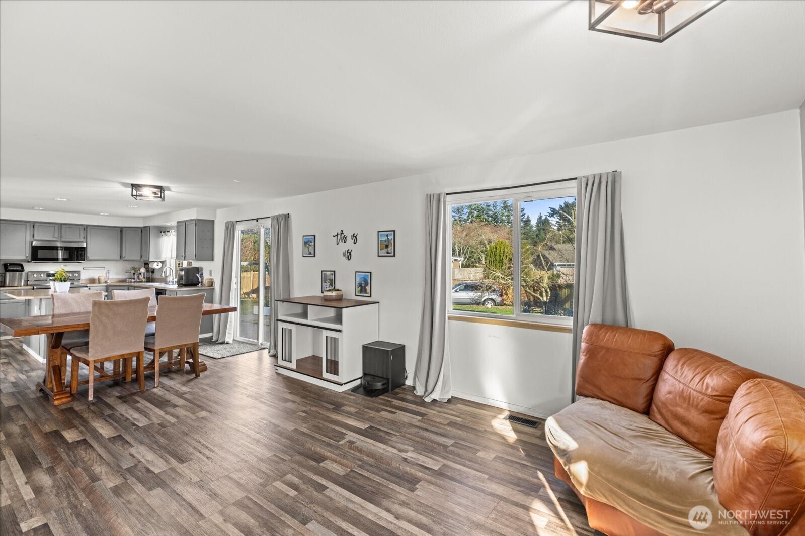 12605 225th Street E