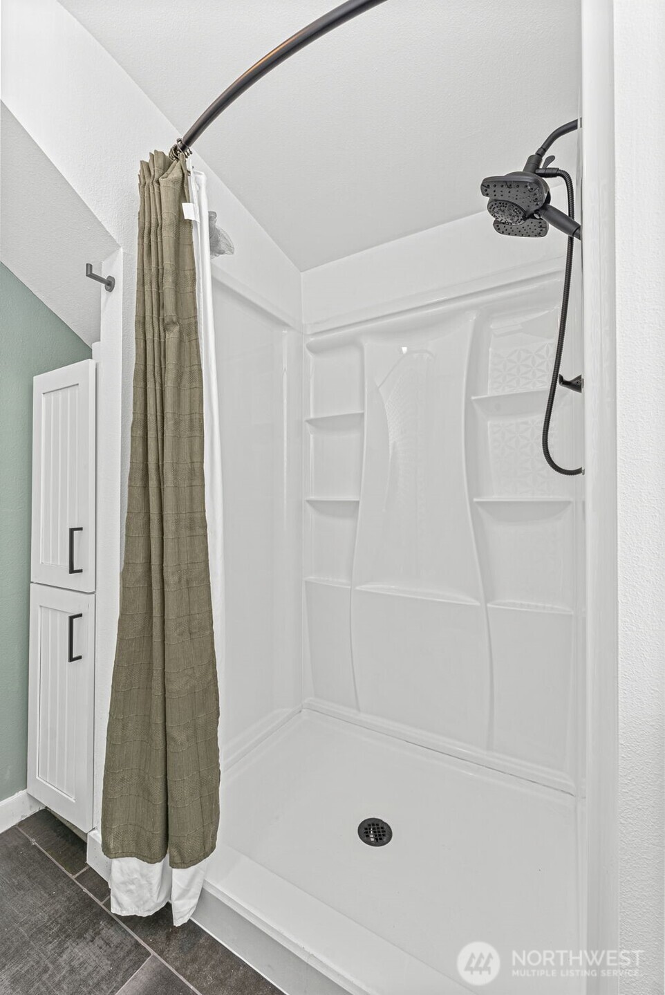 104 Pennsylvania Avenue N