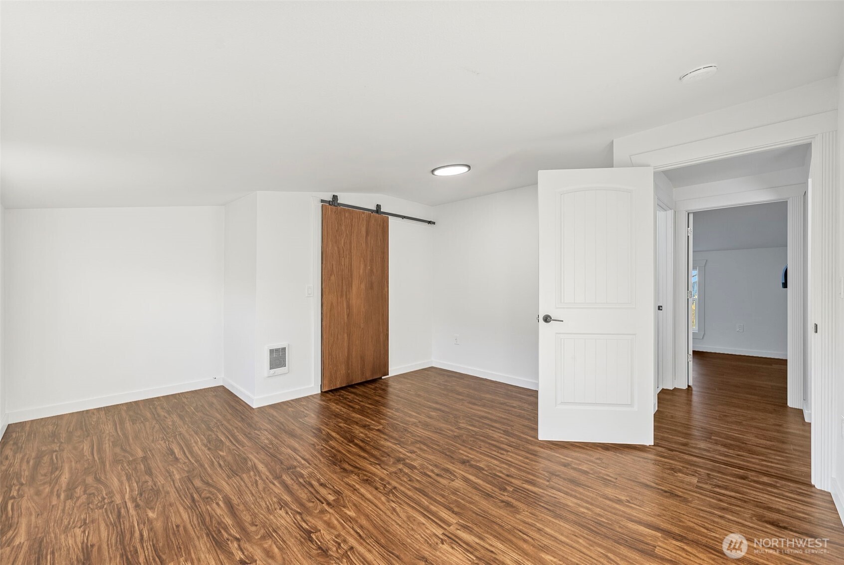 104 Pennsylvania Avenue N