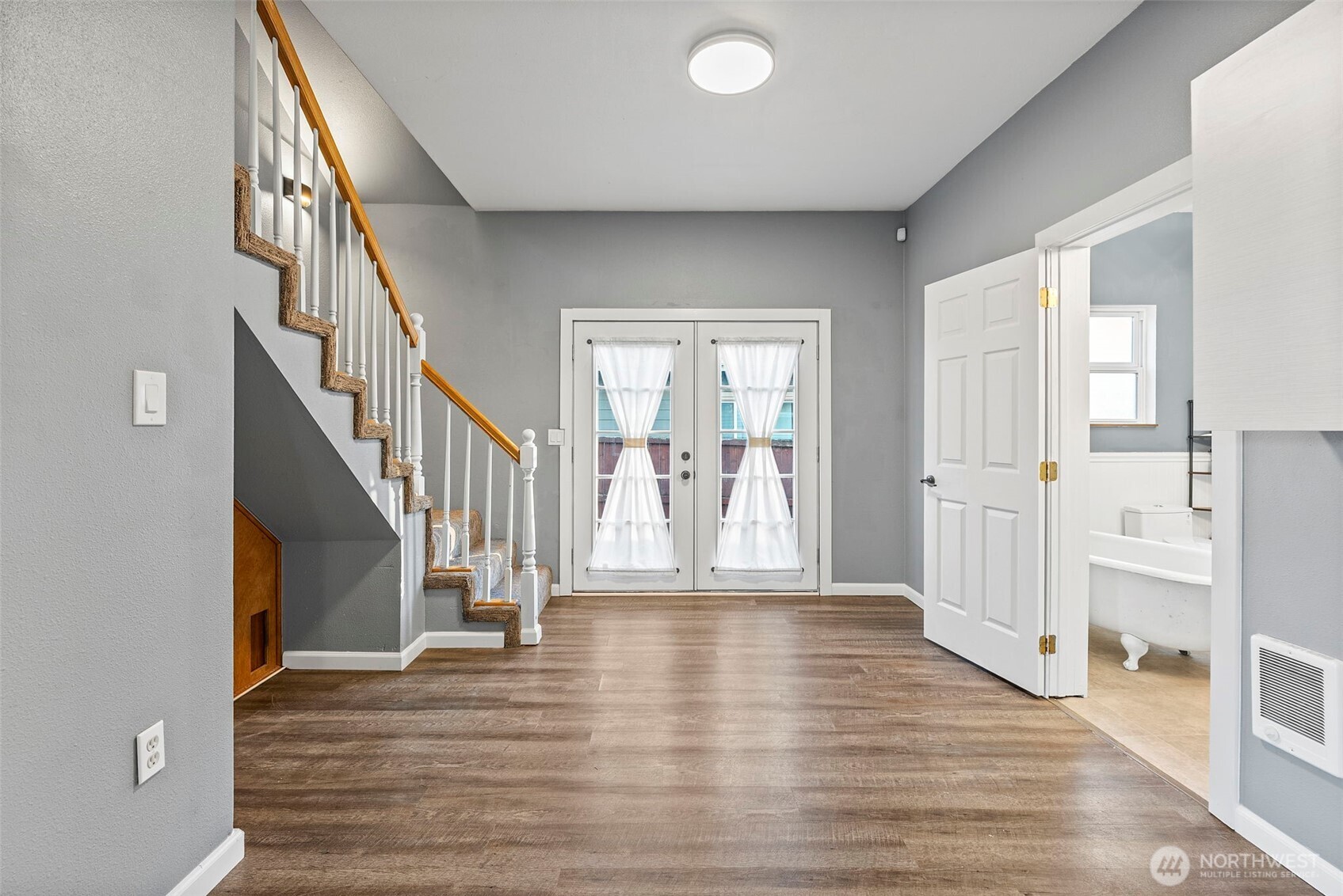 104 Pennsylvania Avenue N