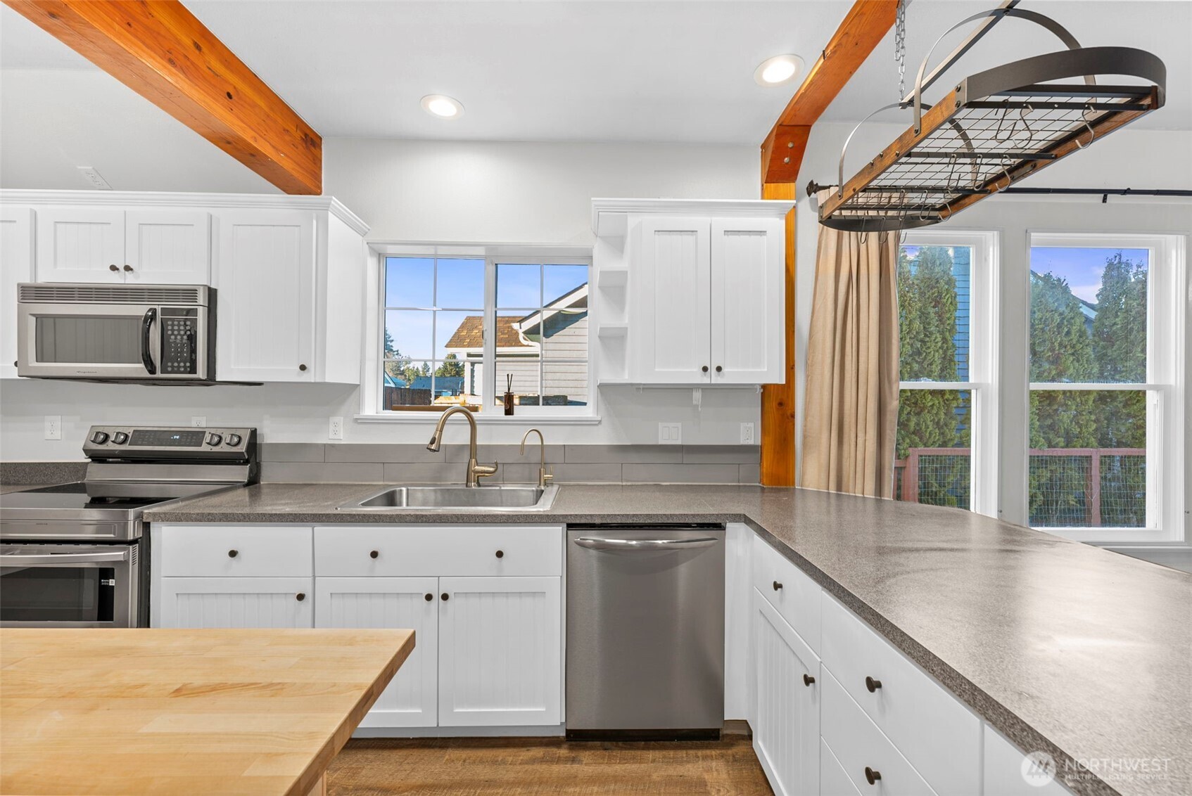 104 Pennsylvania Avenue N