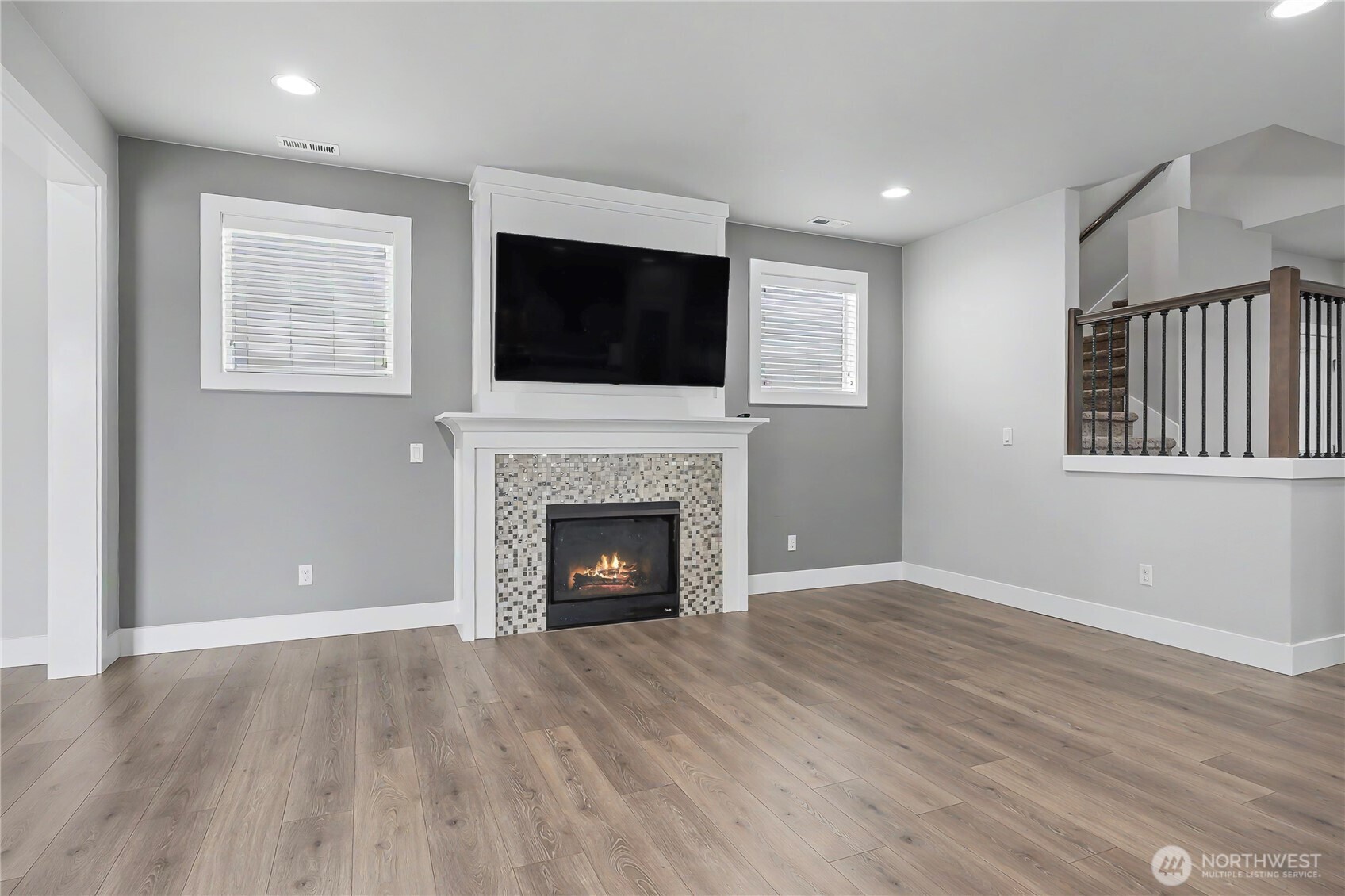 12130 92nd Avenue Ct E