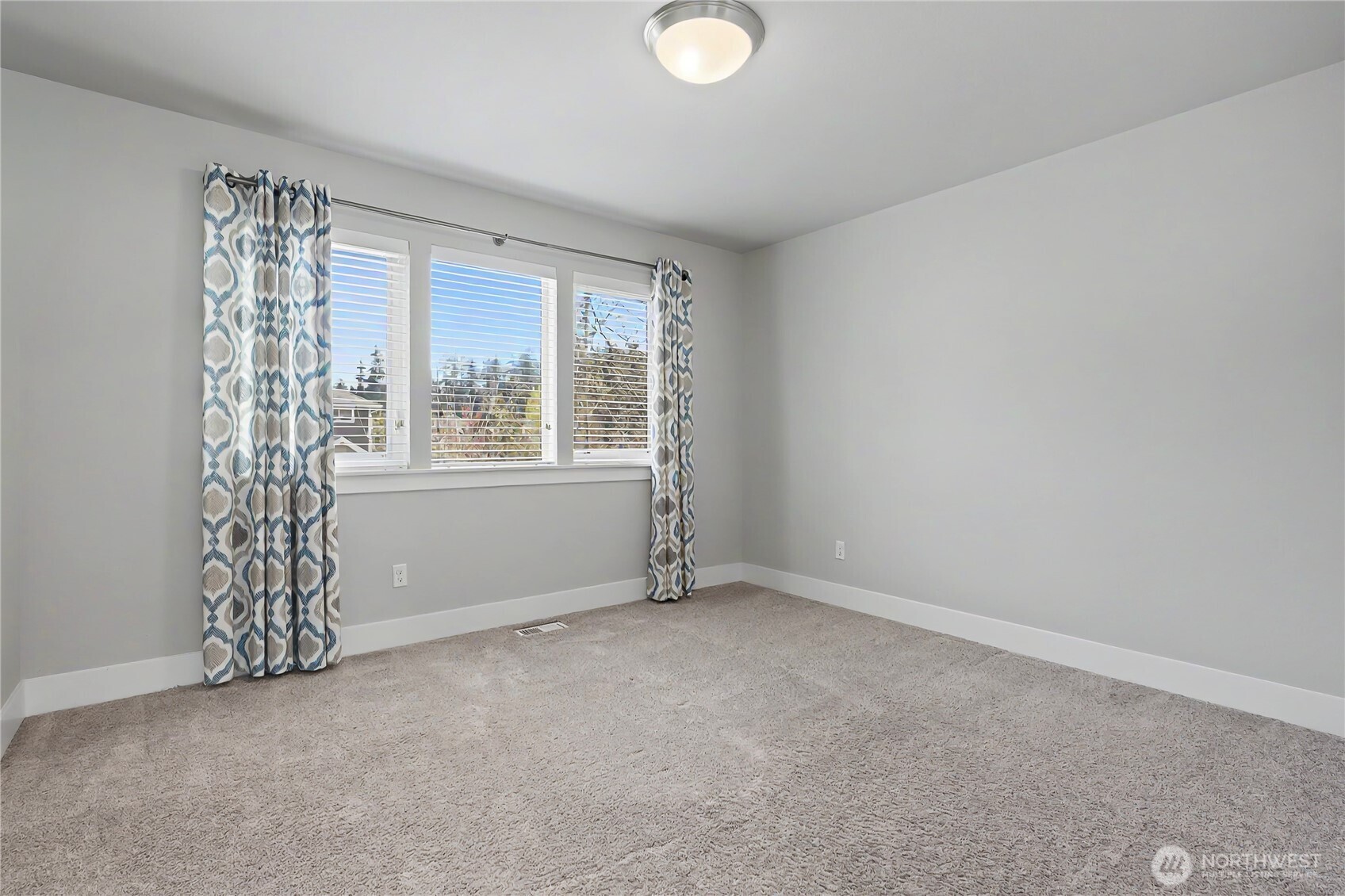 12130 92nd Avenue Ct E