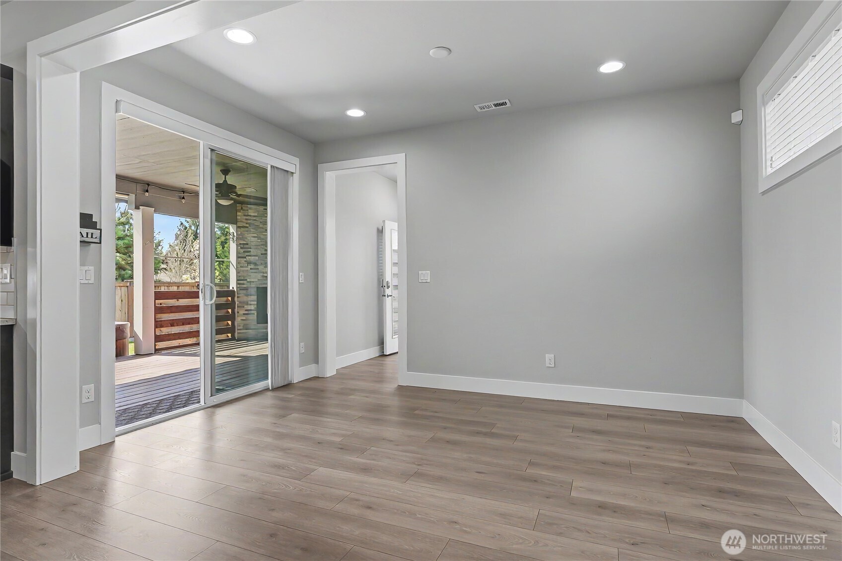 12130 92nd Avenue Ct E