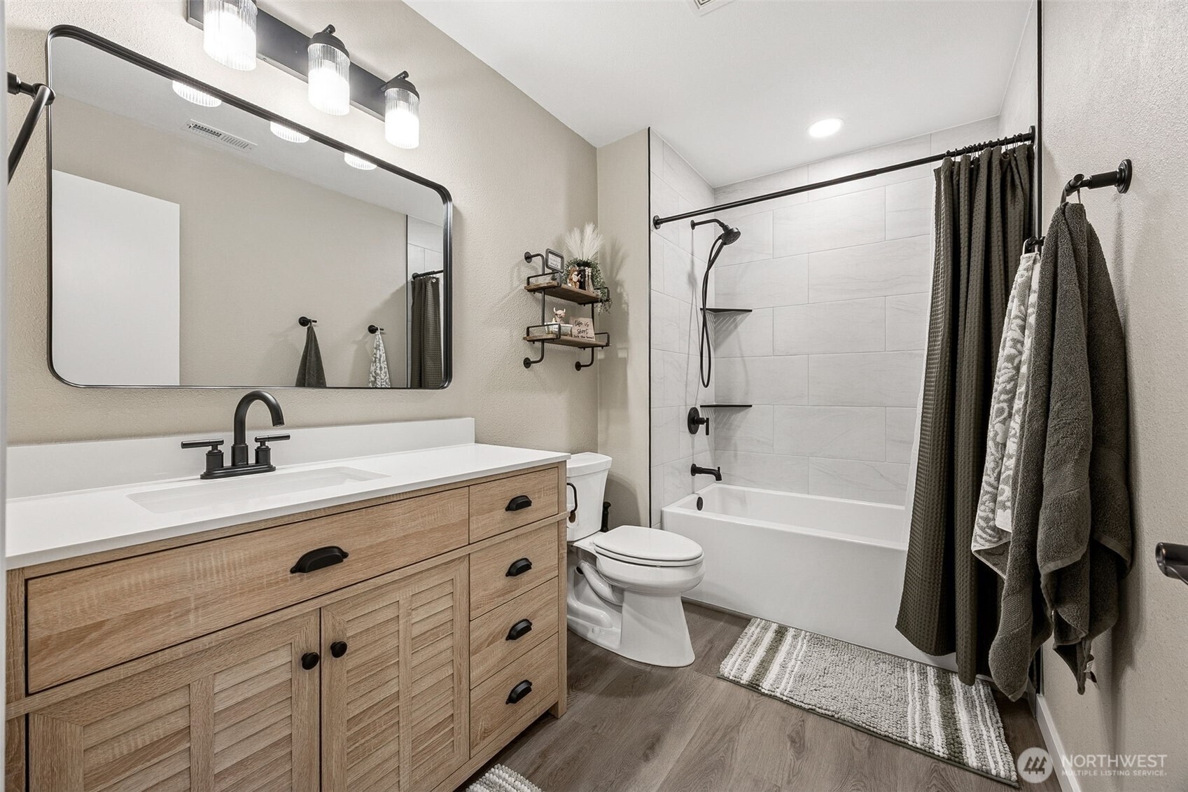 8209 209th Avenue Ct E