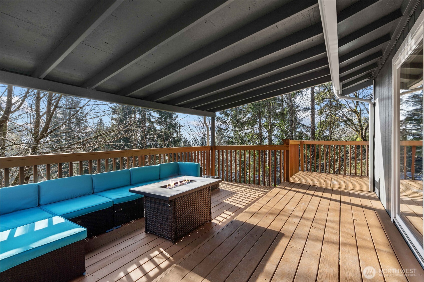 32 Madrona Place
