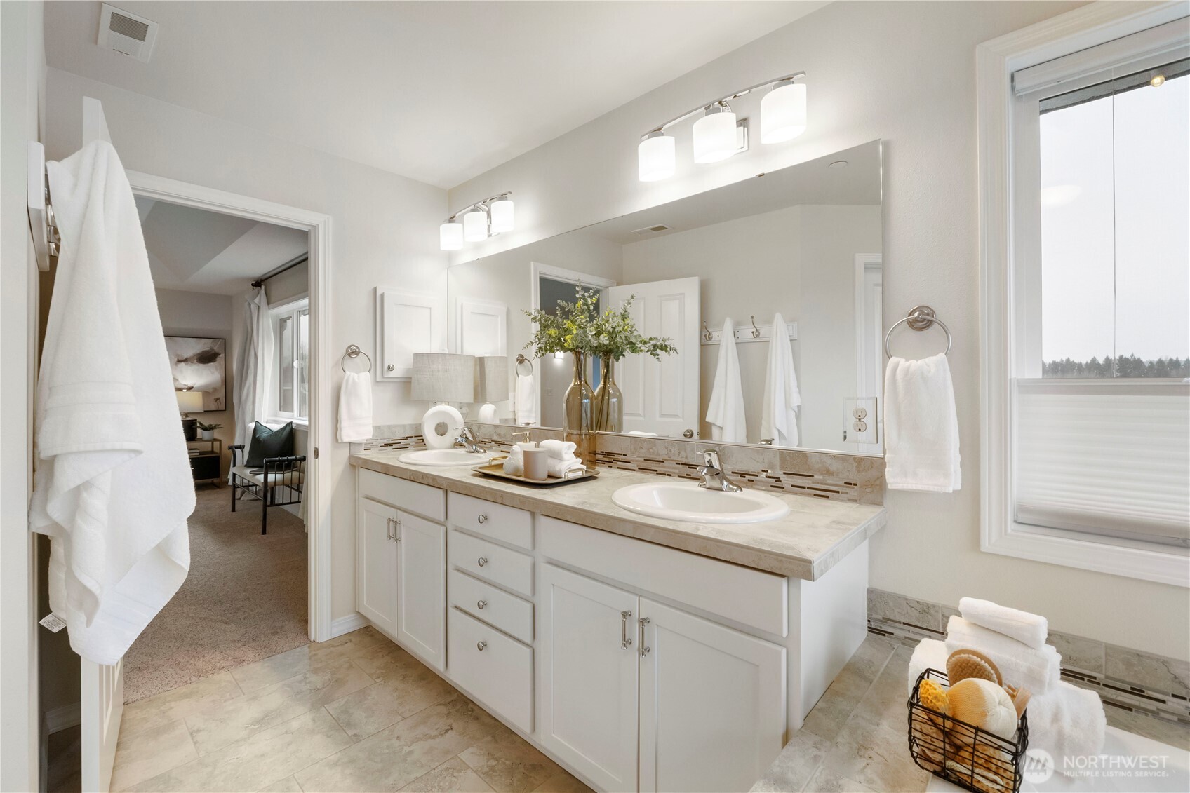 11211 244th Avenue Ct E