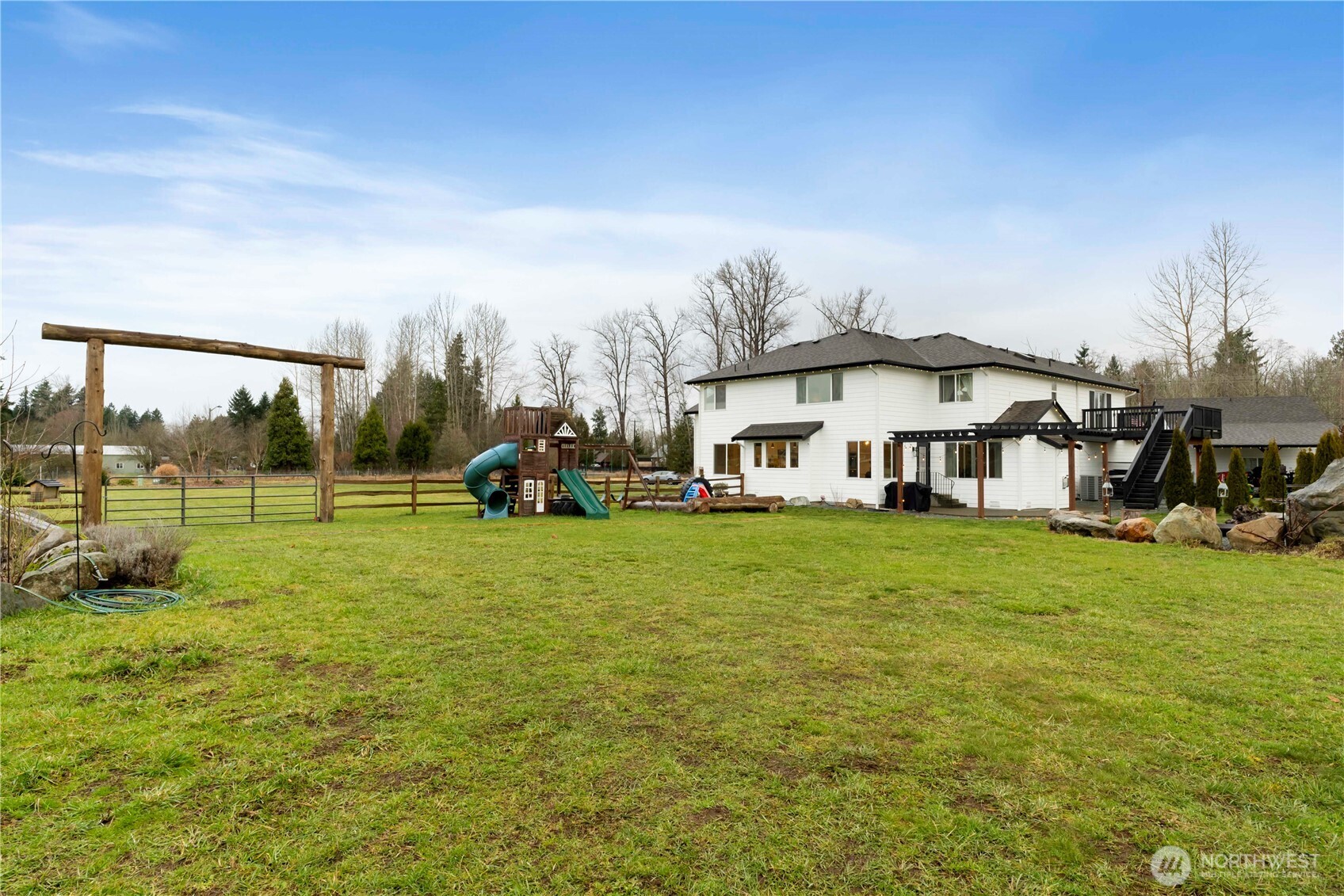 11211 244th Avenue Ct E