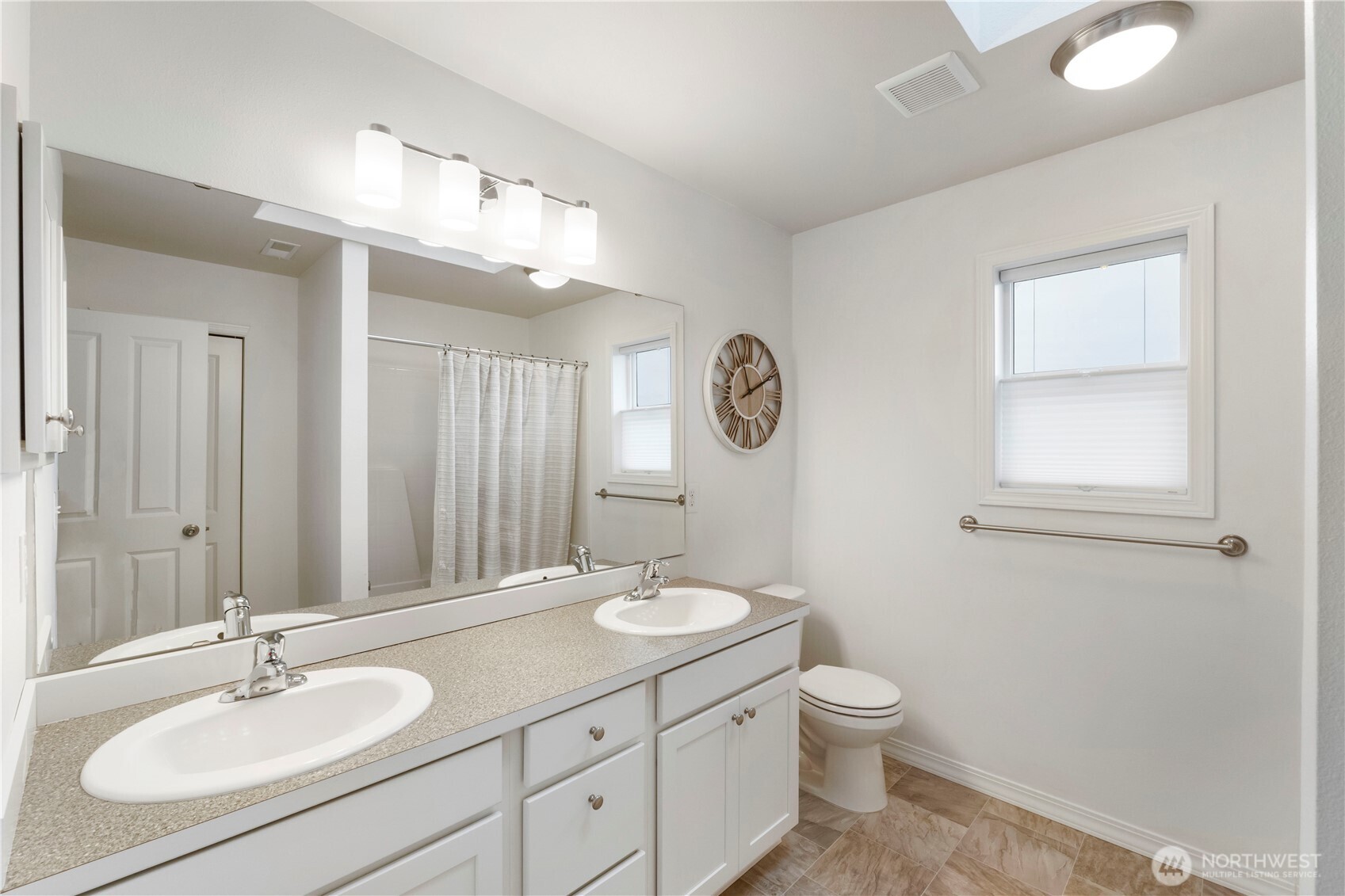 11211 244th Avenue Ct E