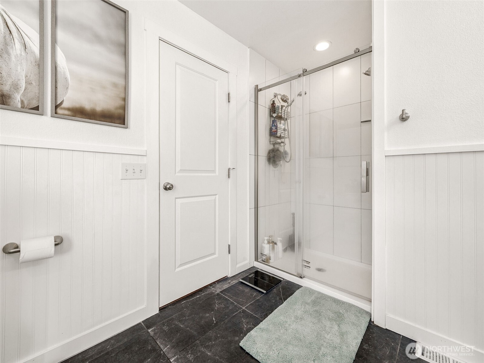 40407 Mountain Highway E