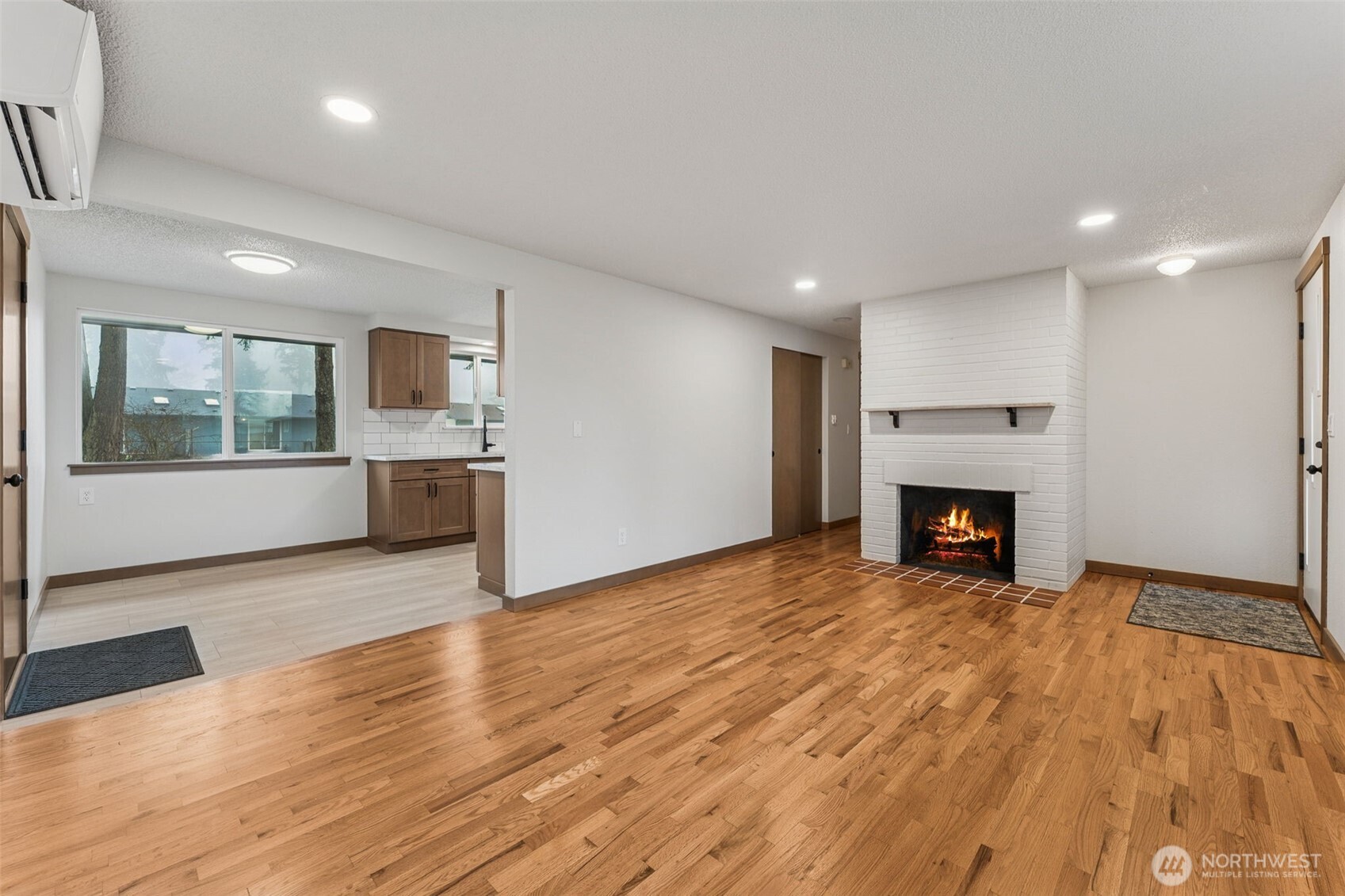 2009 216th Street Ct E