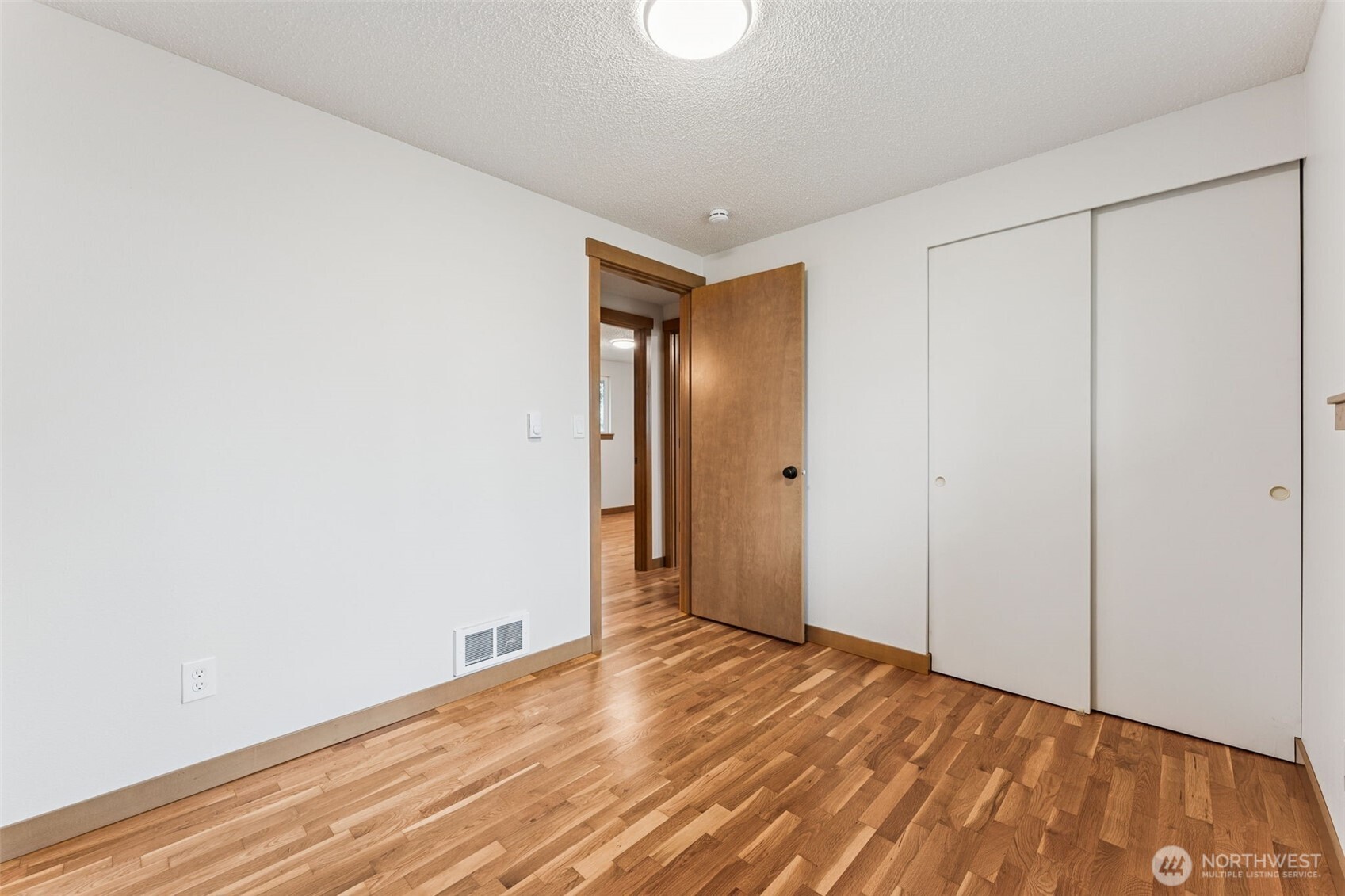 2009 216th Street Ct E