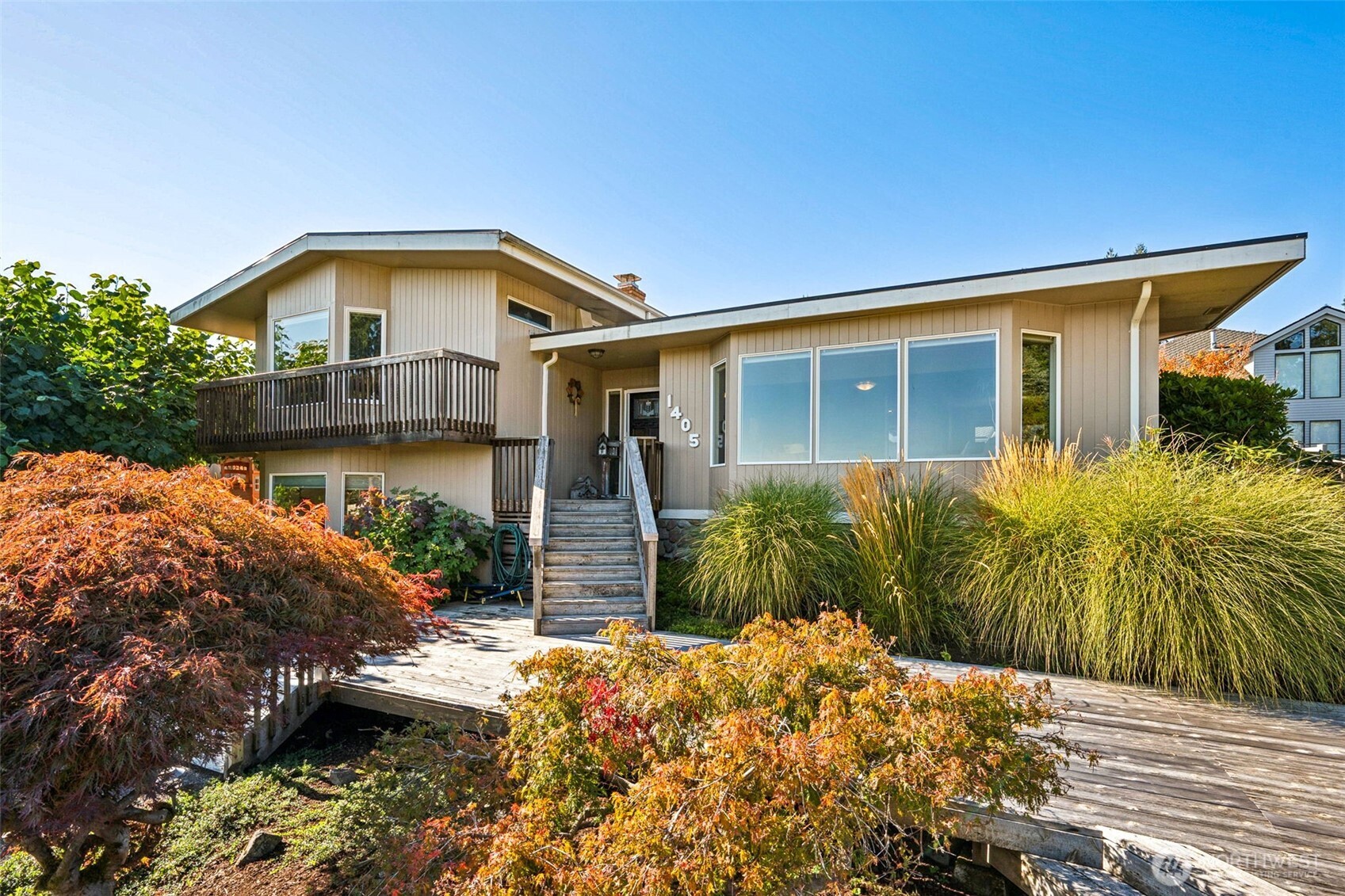 1405 Rolling Hills Terrace NW