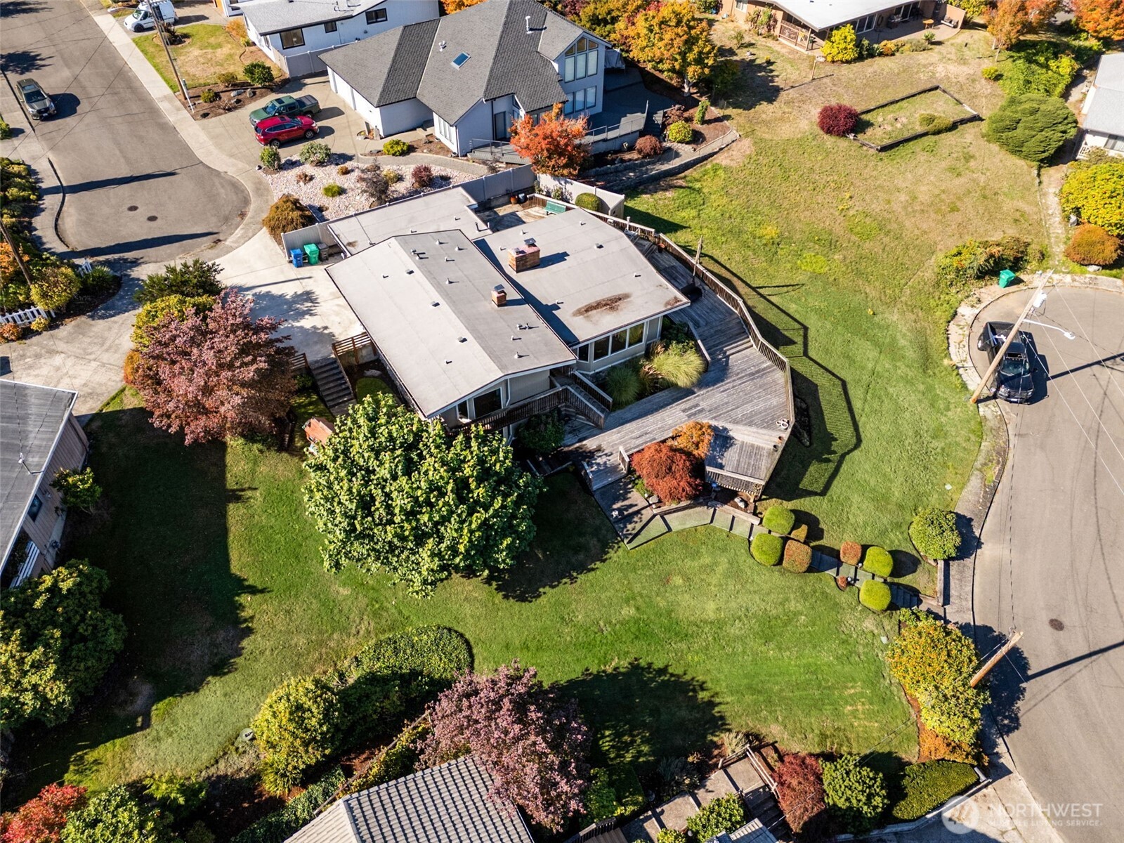 1405 Rolling Hills Terrace NW