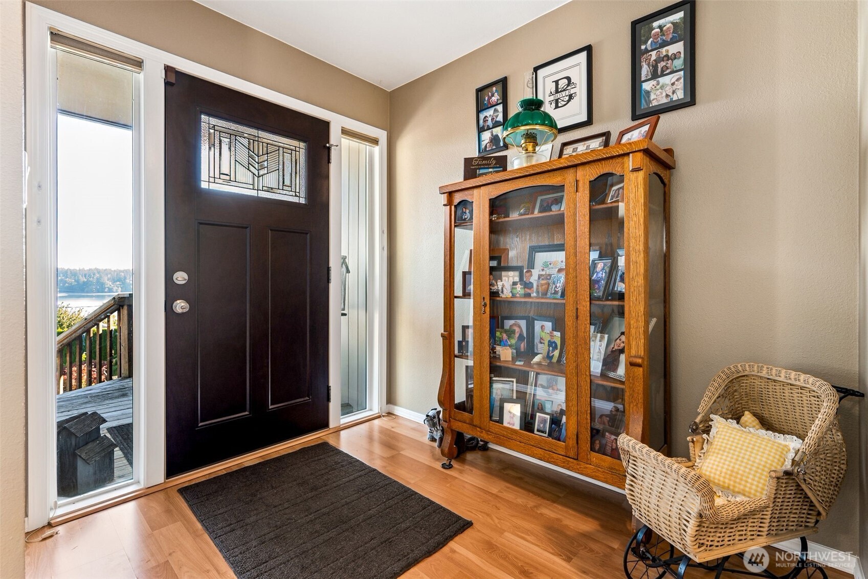 1405 Rolling Hills Terrace NW