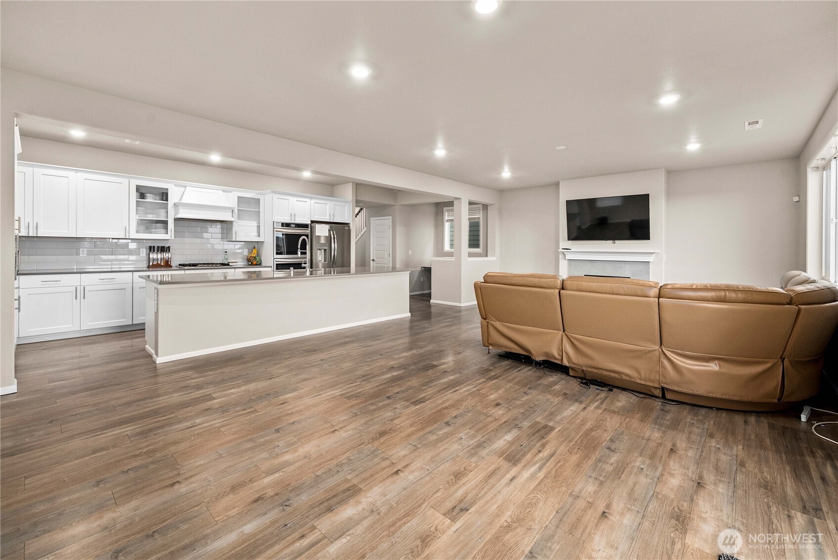 14962 Olympic Loop E