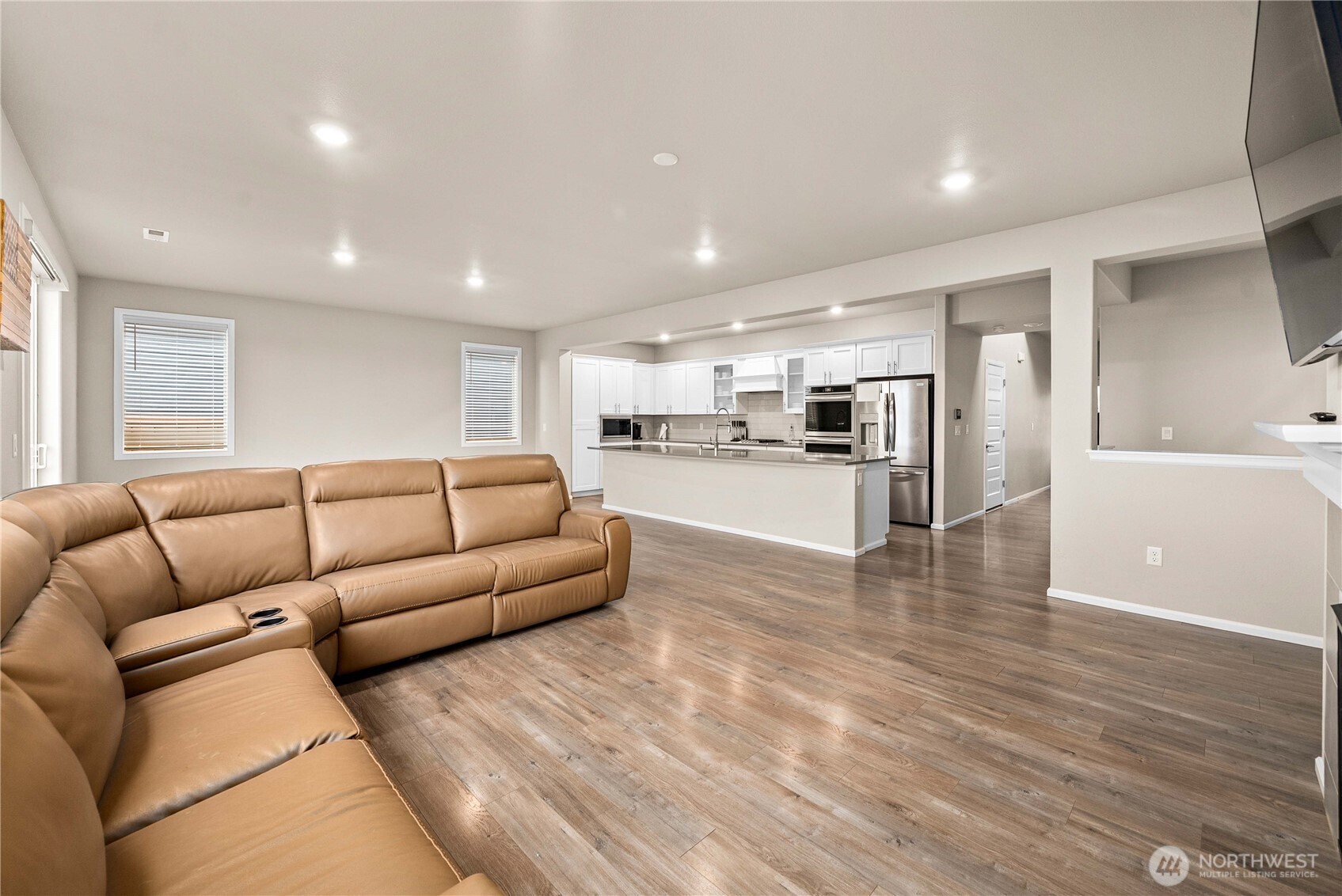 14962 Olympic Loop E