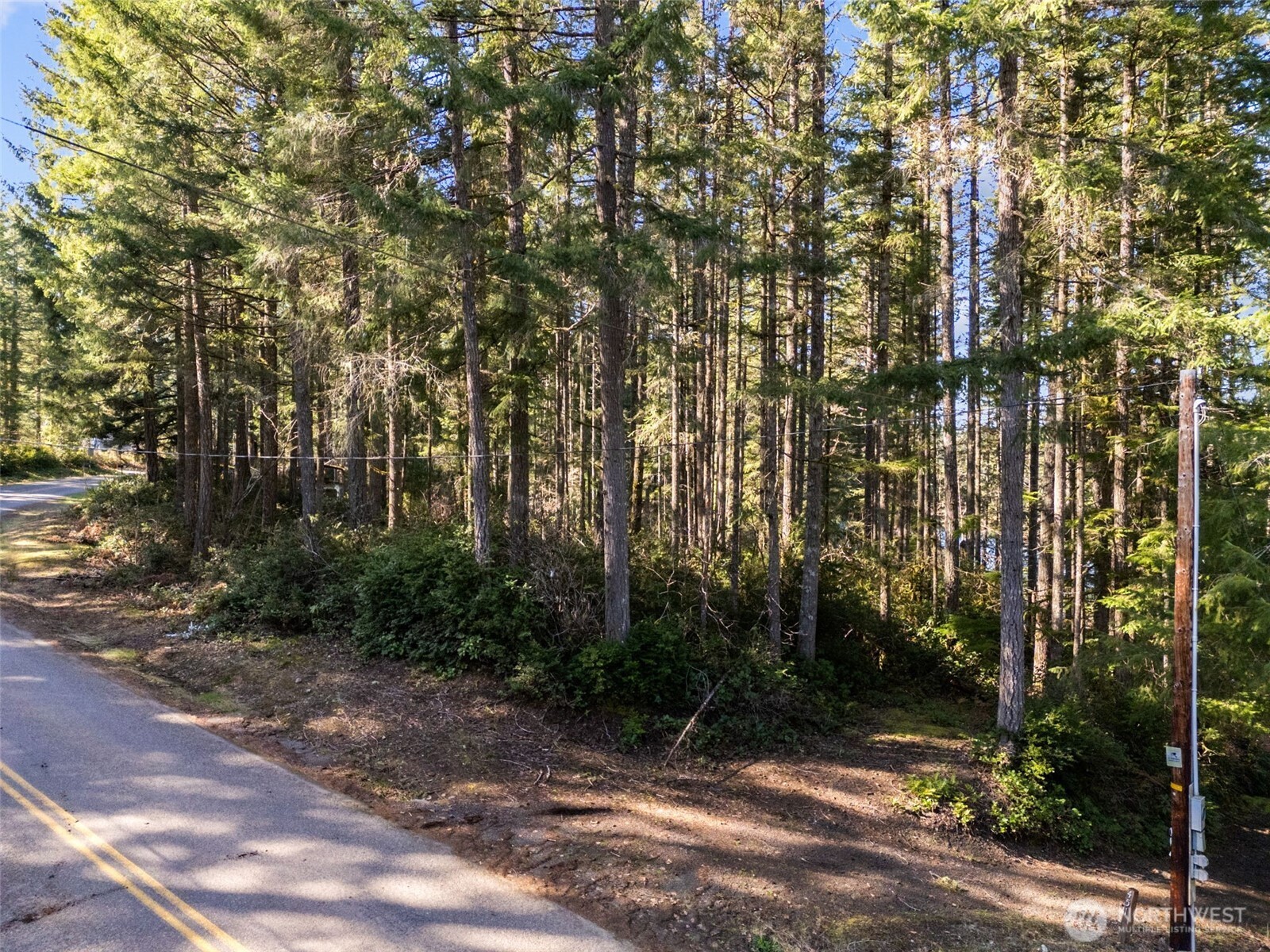 431 NE Collins Lake Drive