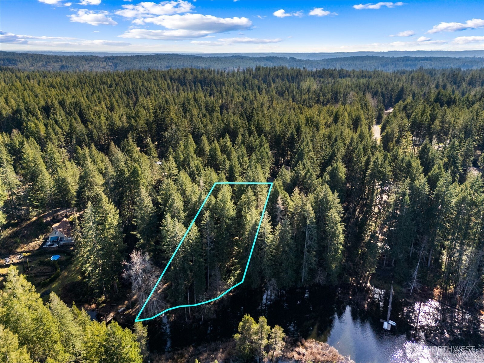 431 NE Collins Lake Drive