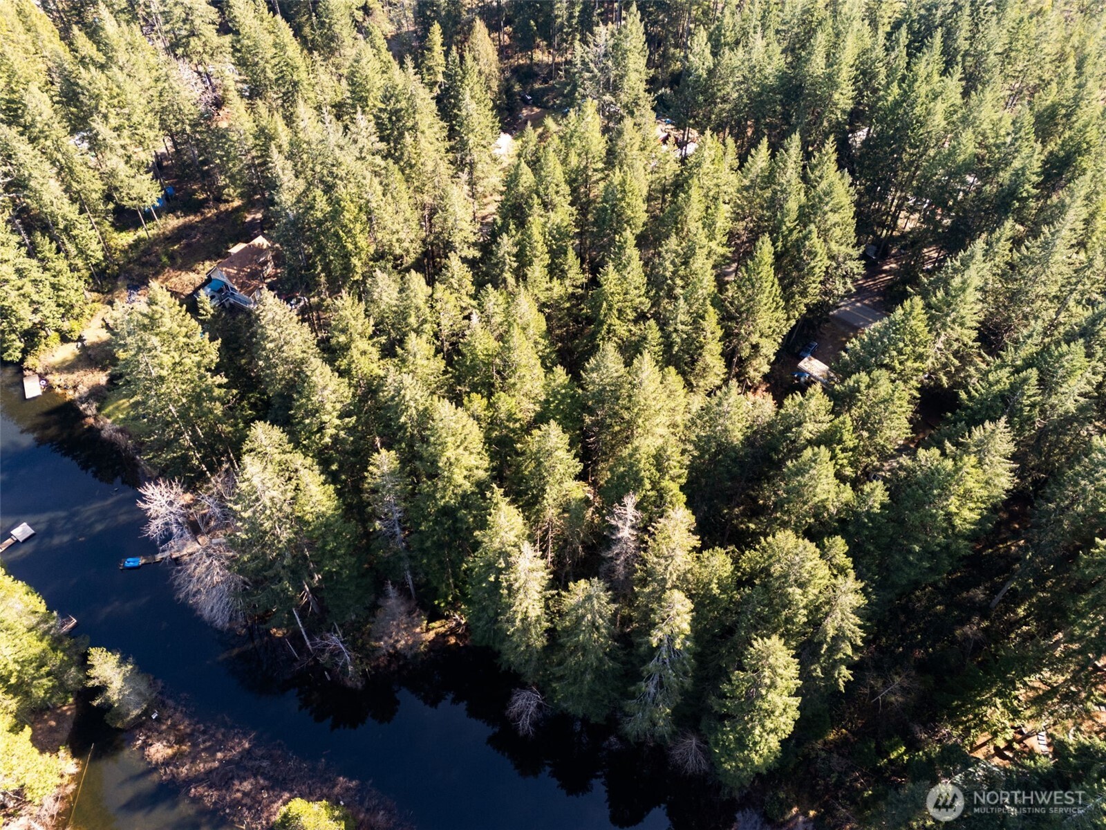 431 NE Collins Lake Drive