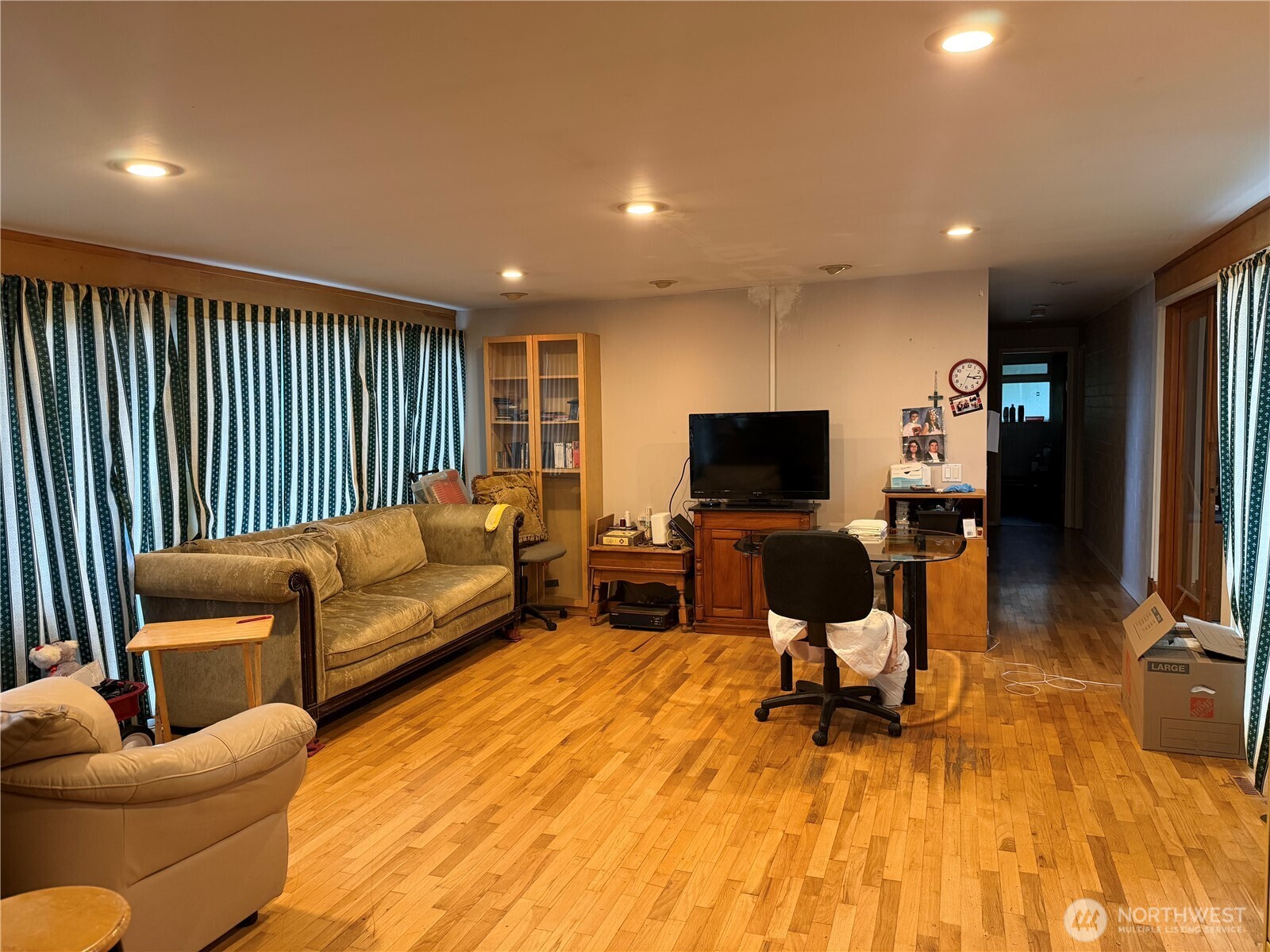 9202 Westmont Place SW