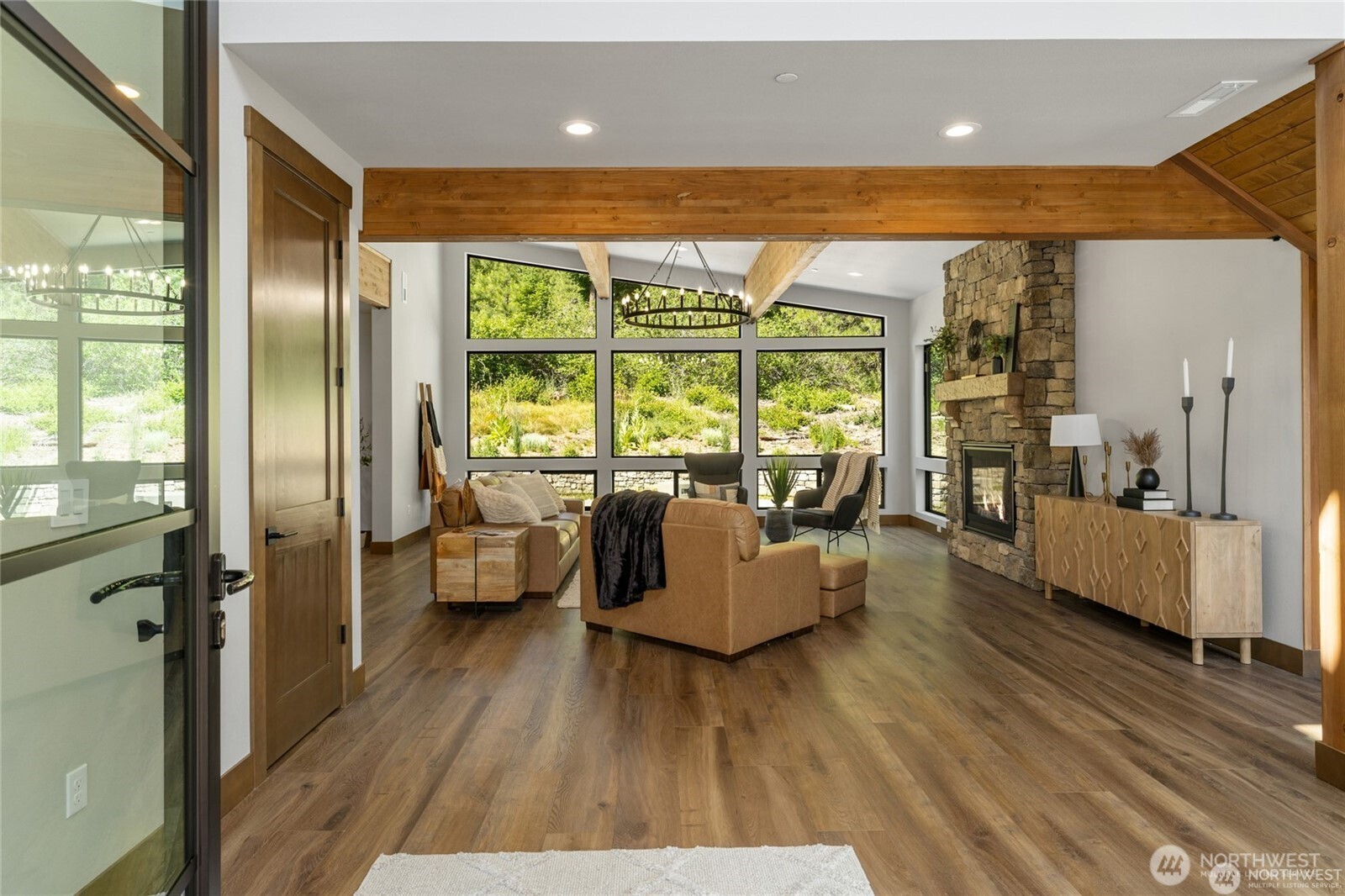 New Suncadia Resort Home in Rope Rider Neighborhood