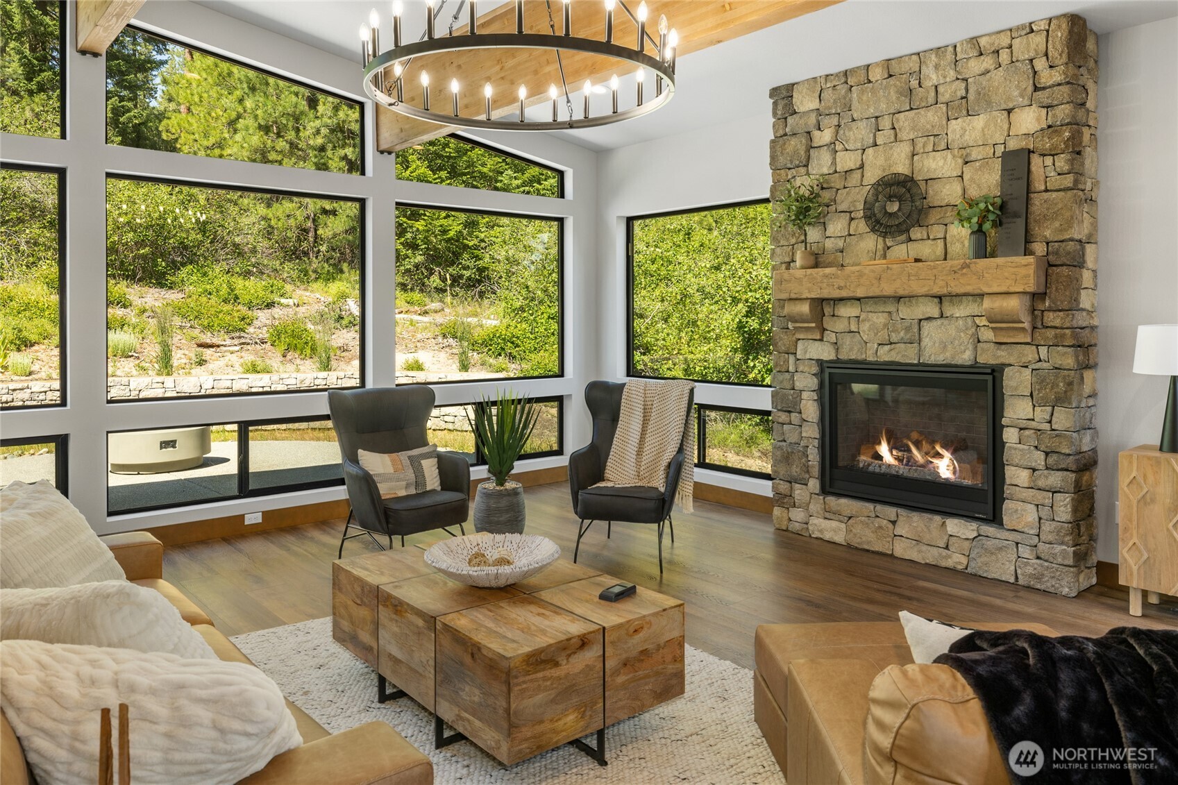 New Suncadia Resort Home in Rope Rider Neighborhood