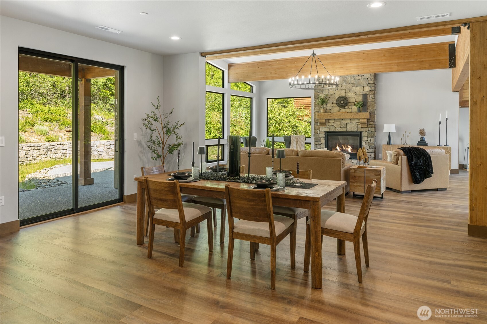 New Suncadia Resort Home in Rope Rider Neighborhood