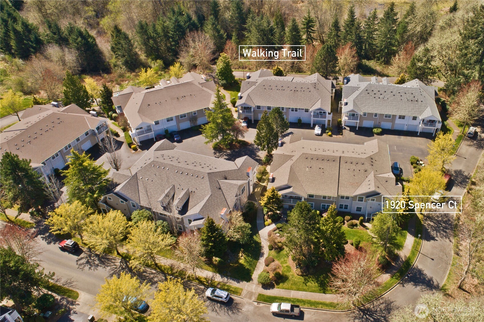 1920 Spencer Court Unit: B13
