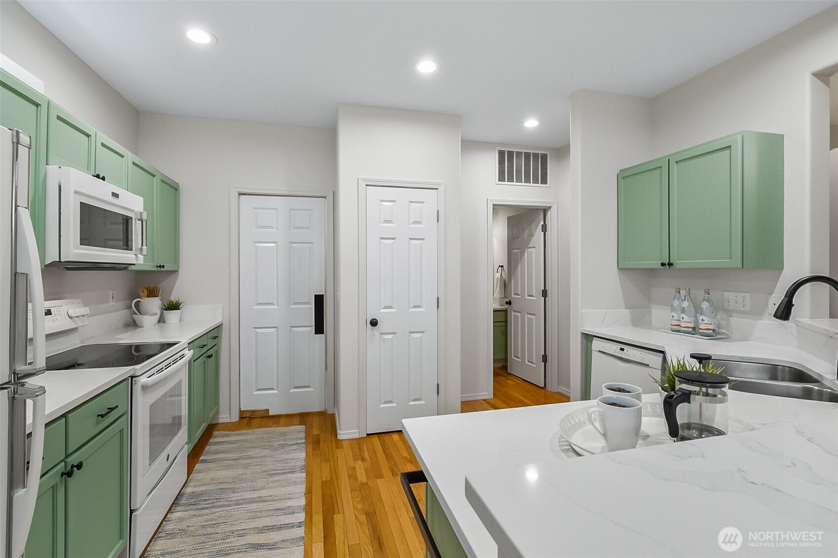 1109 123rd Avenue NE