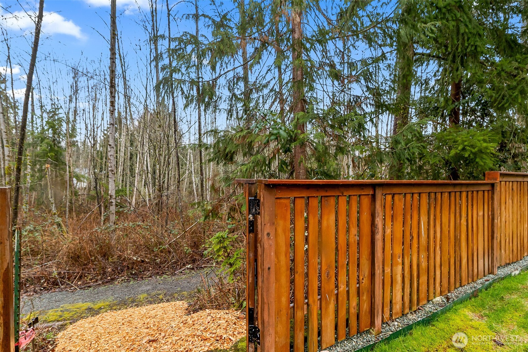 1109 123rd Avenue NE