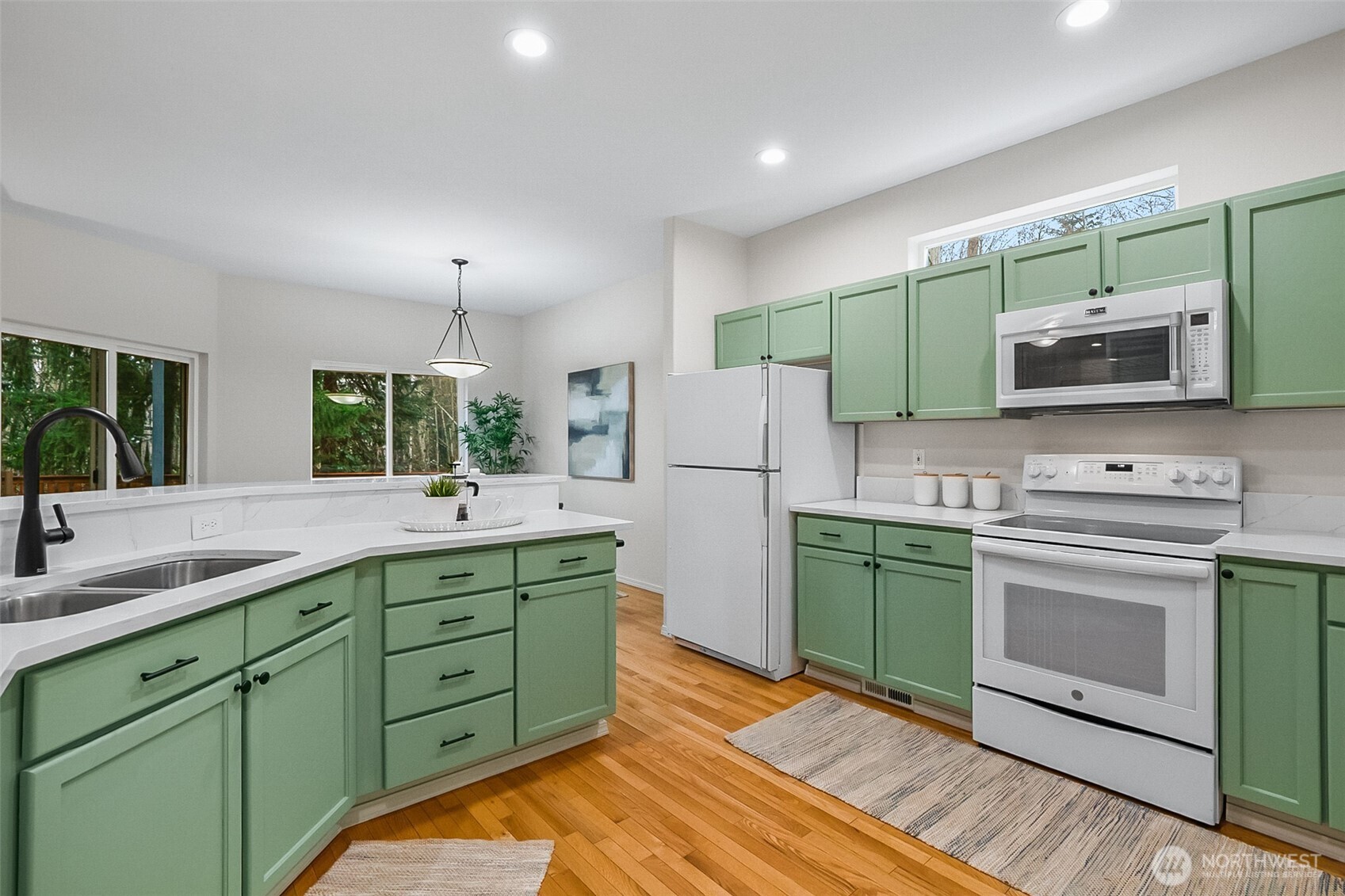 1109 123rd Avenue NE