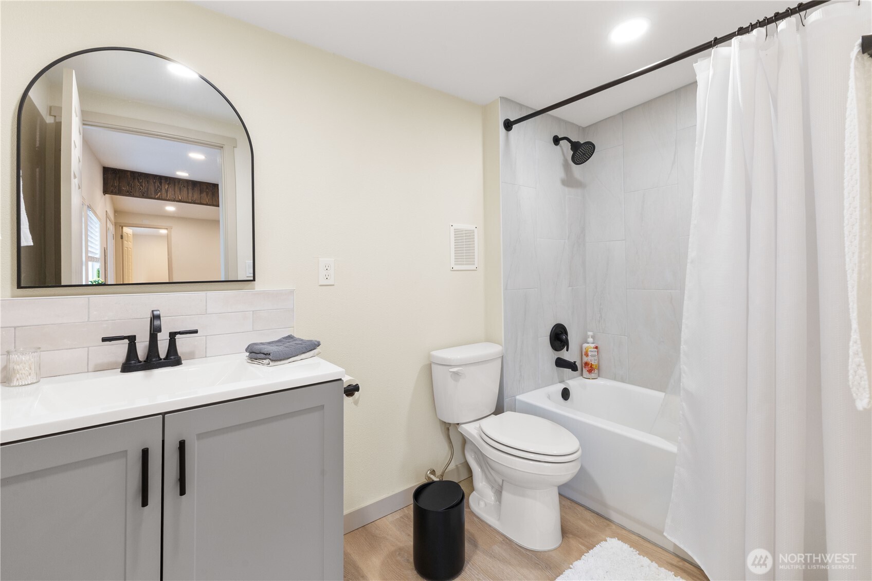 7415 100th Street E