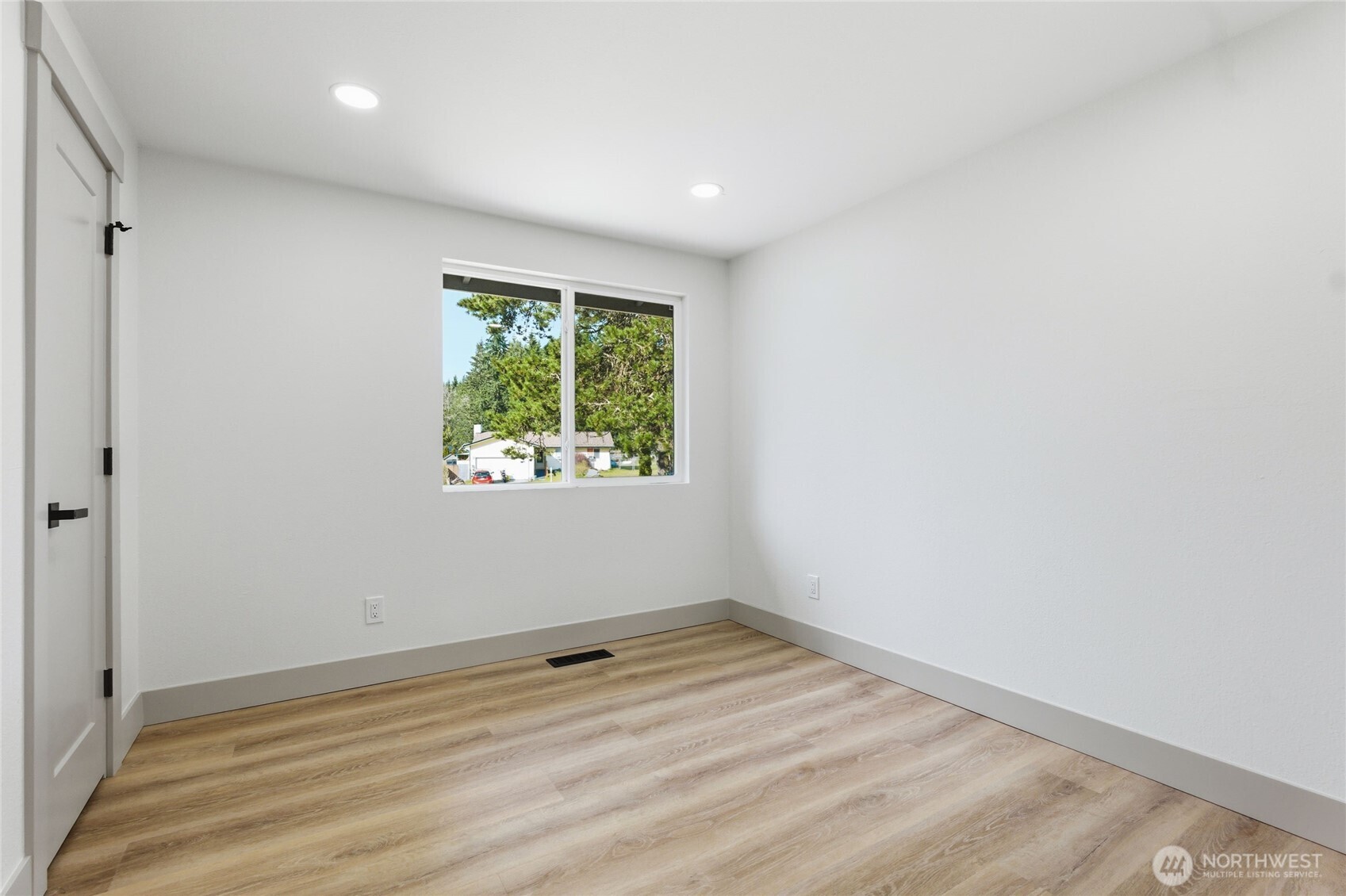 2775 SE Converse Circle