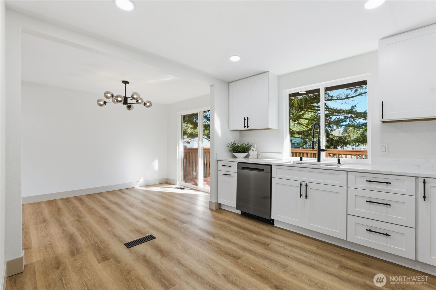 2775 SE Converse Circle