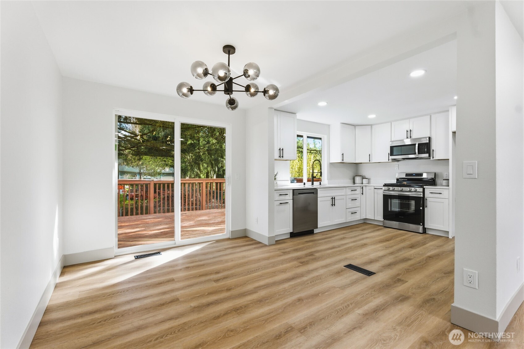 2775 SE Converse Circle