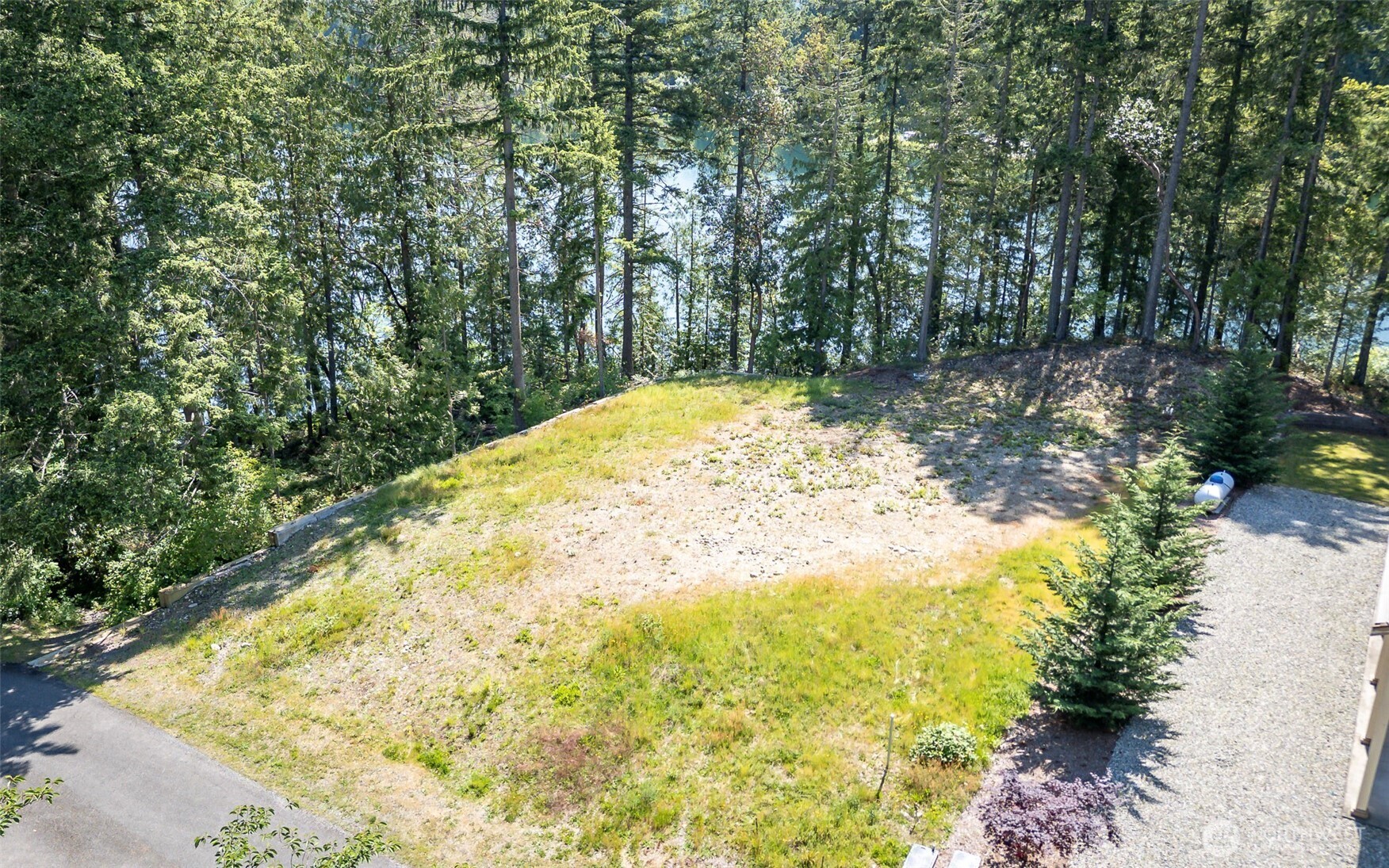 18547 Surcingle Court SE