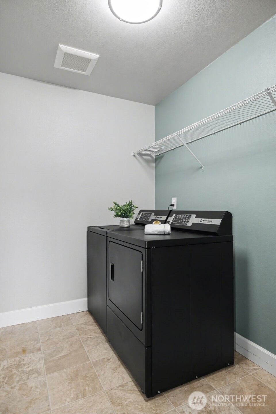 207 Fielding Street NE