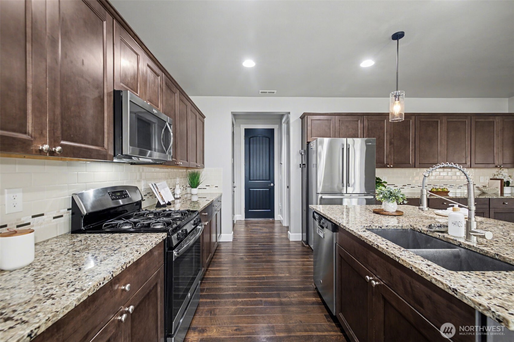 207 Fielding Street NE