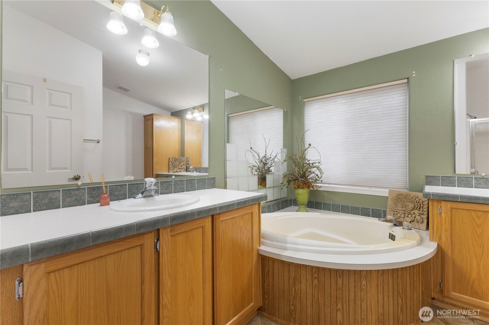 17610 19th Avenue Ct E