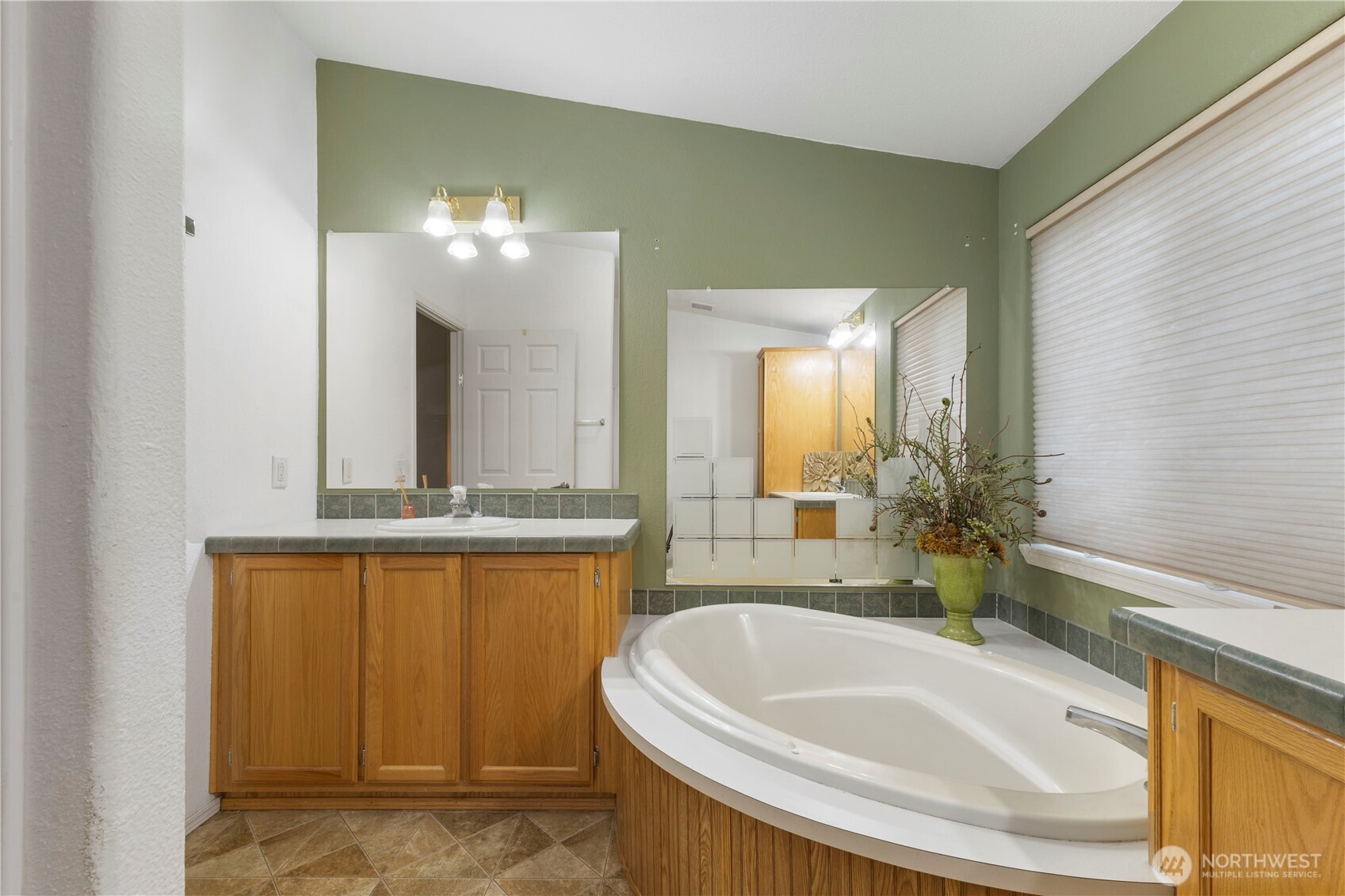 17610 19th Avenue Ct E