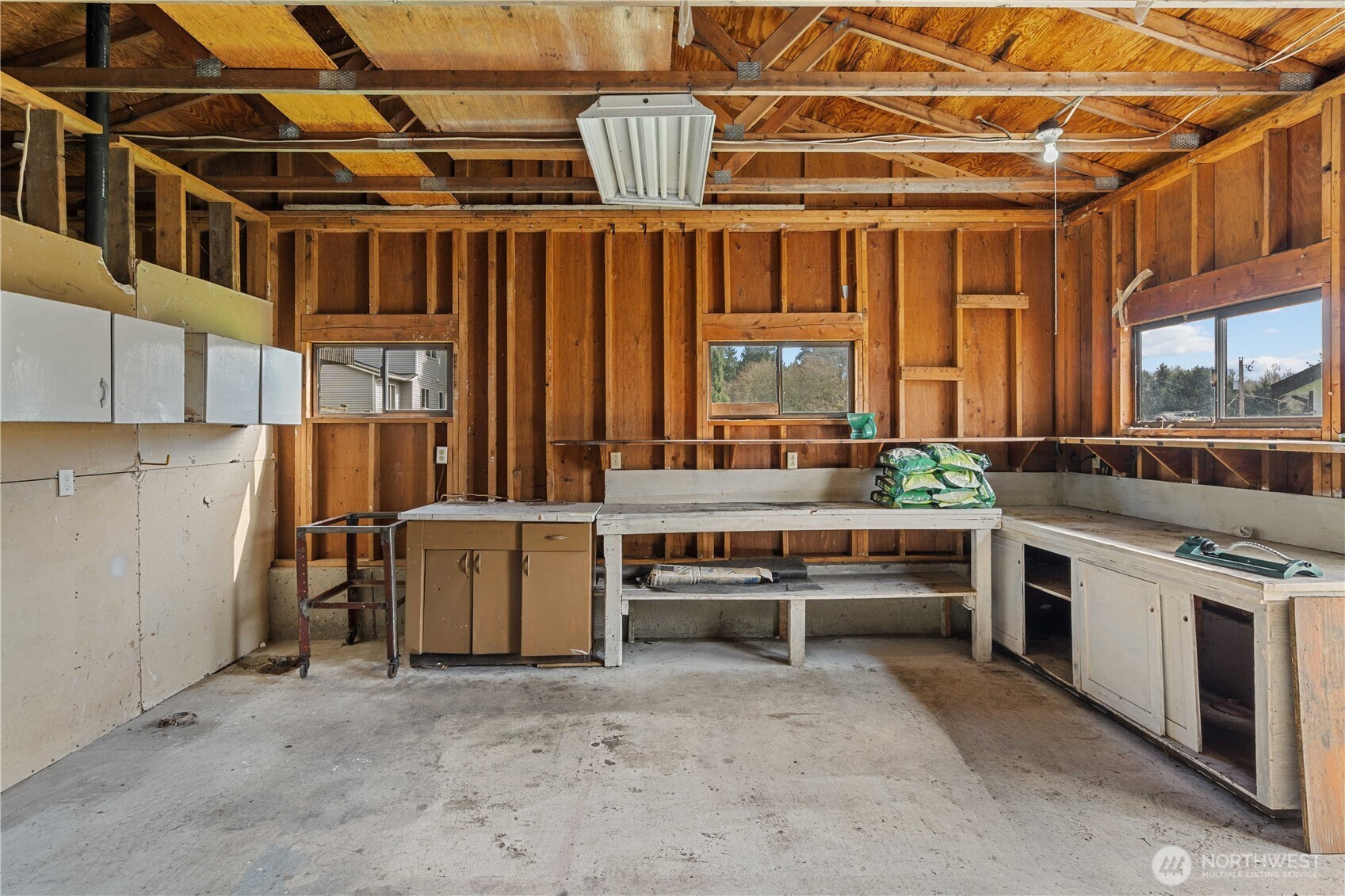 1511 34th Avenue Ct SW