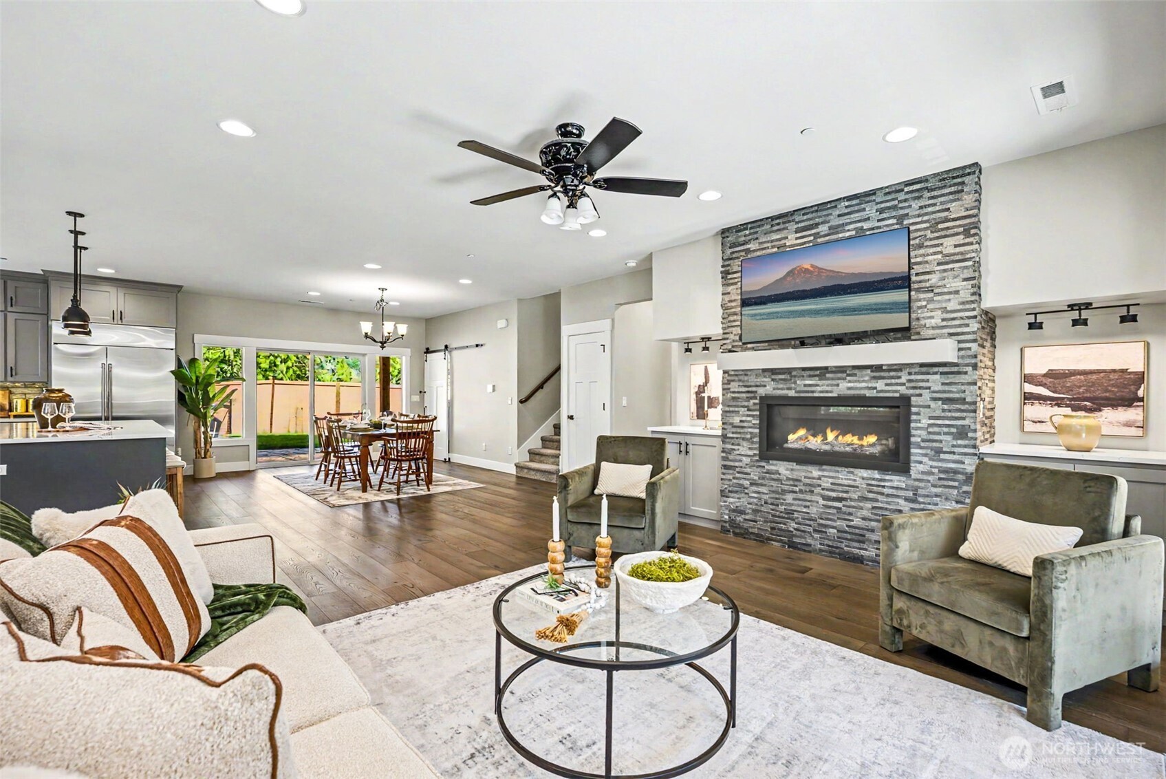 17823 214th Avenue Ct E