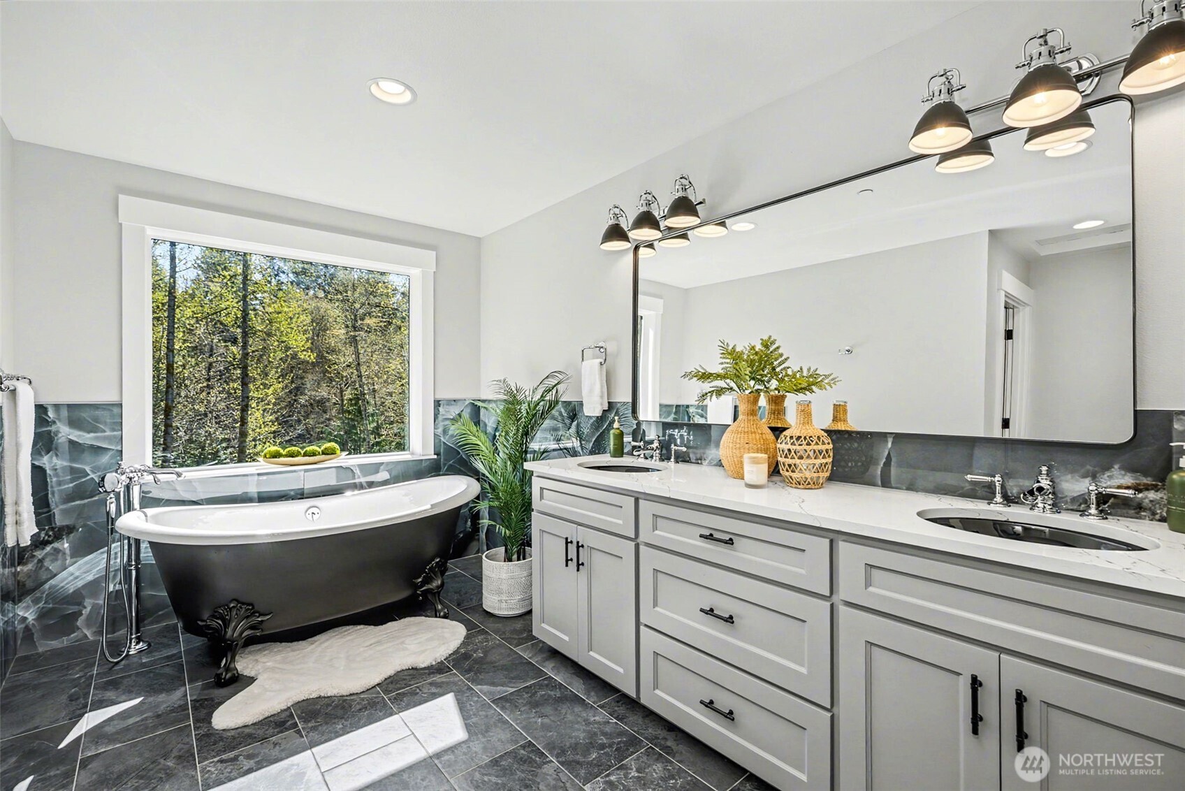 17823 214th Avenue Ct E