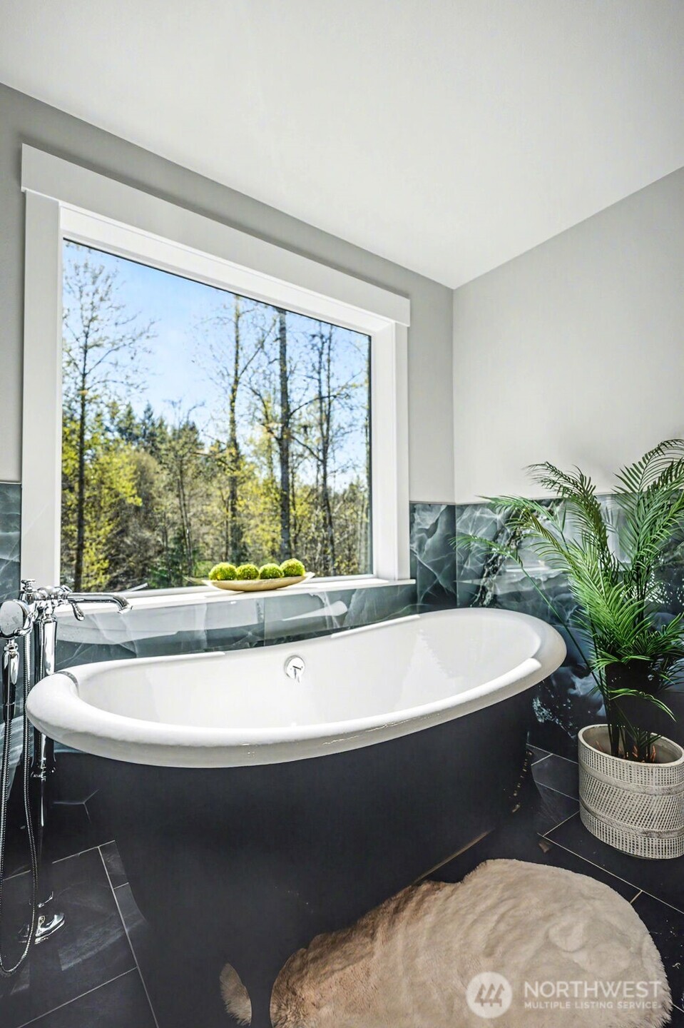 17823 214th Avenue Ct E